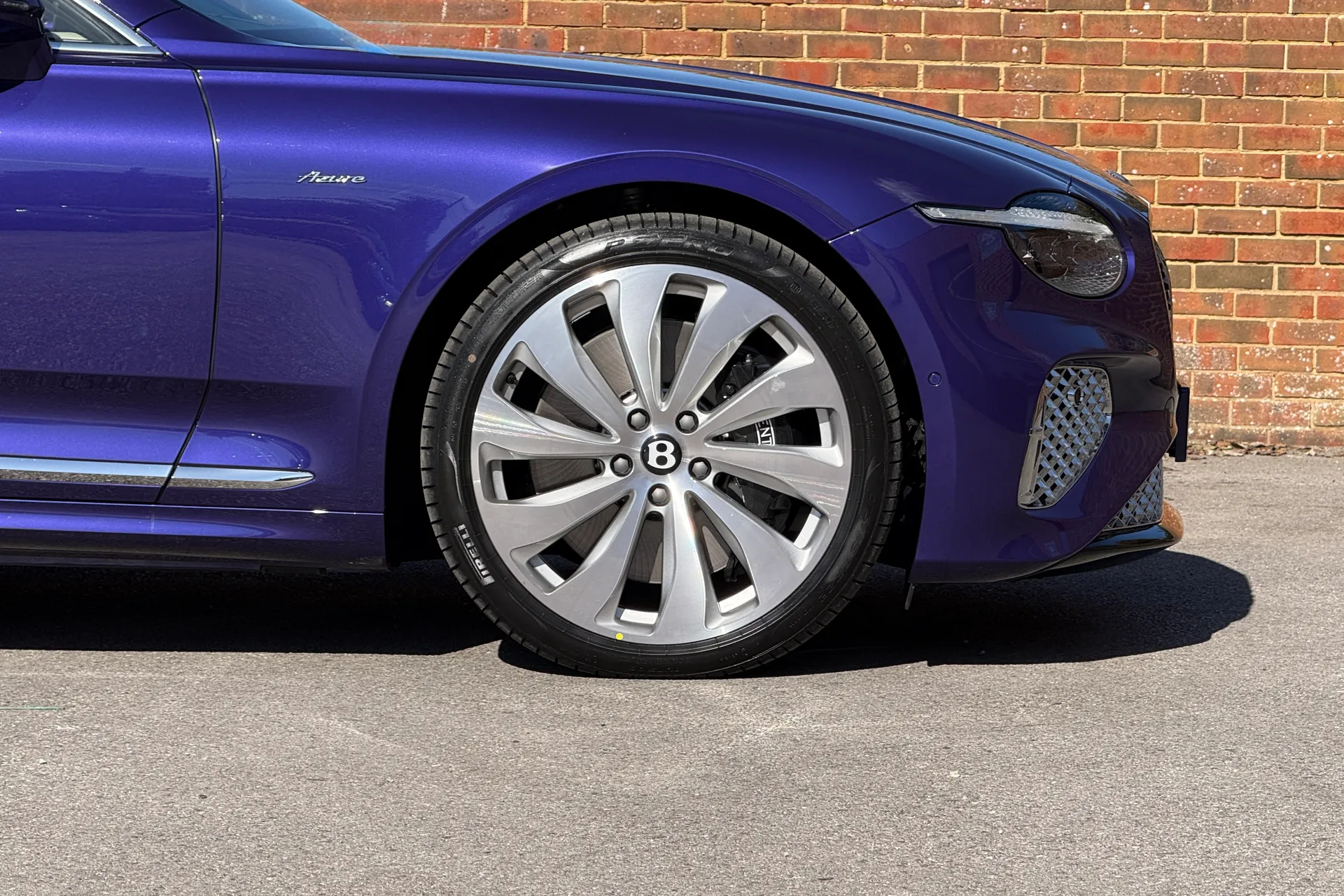 Bentley CONTINENTAL GTC thumbnail image number 9