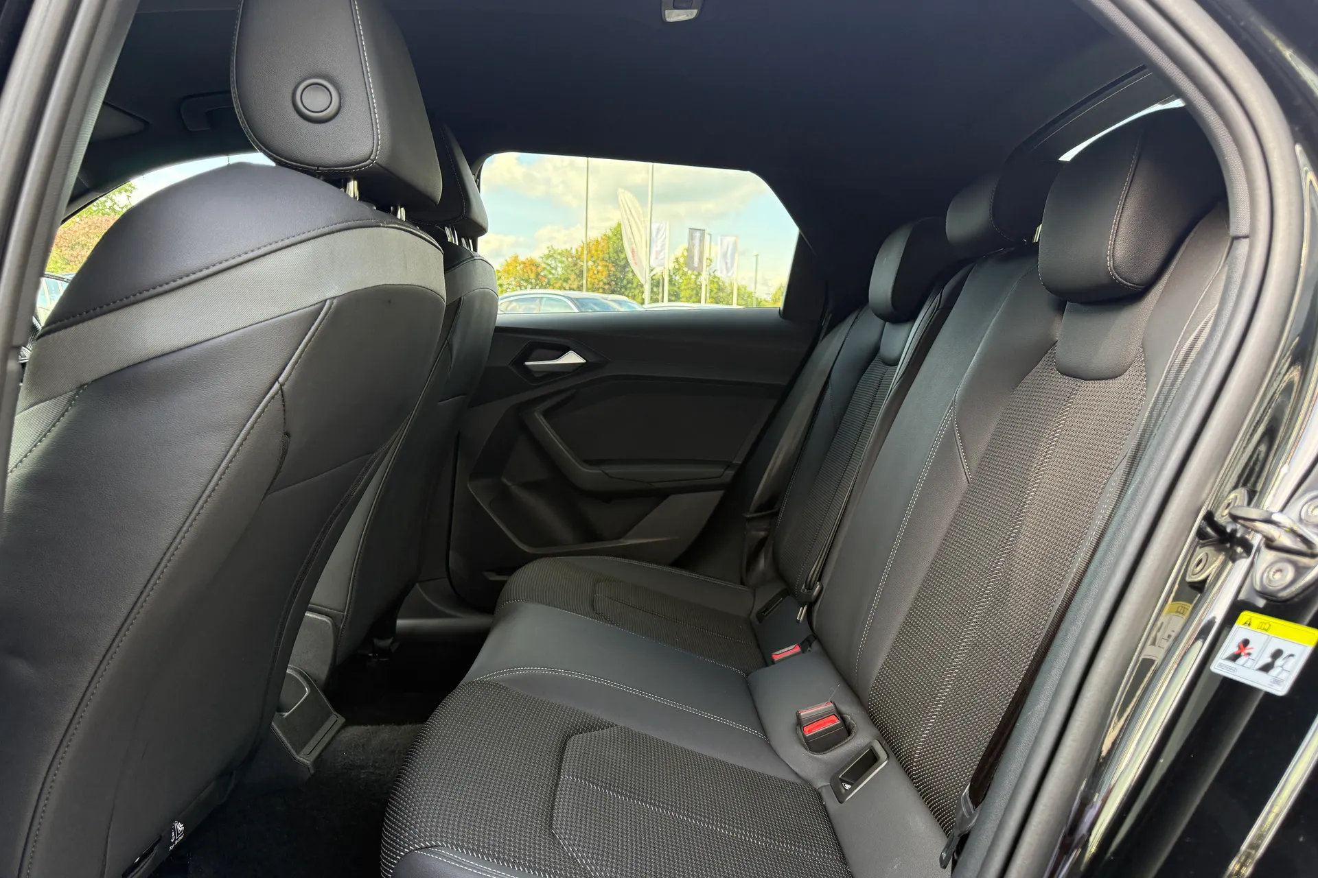 Audi A1 thumbnail image number 20