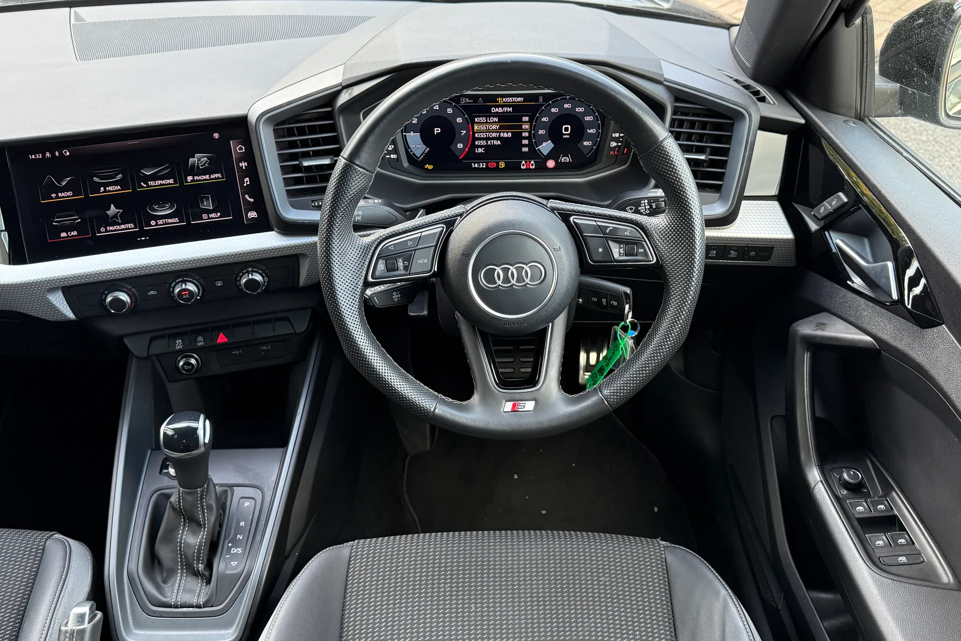 Audi A1 thumbnail image number 39