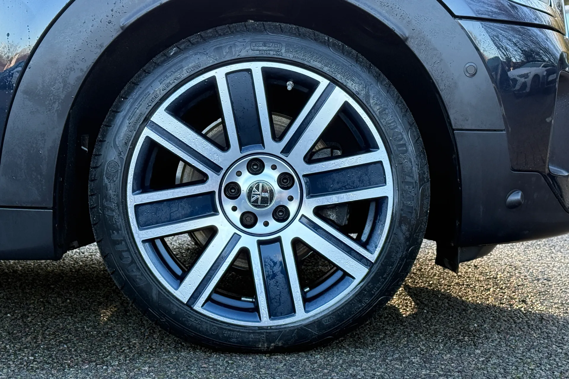 MINI COUNTRYMAN thumbnail image number 27