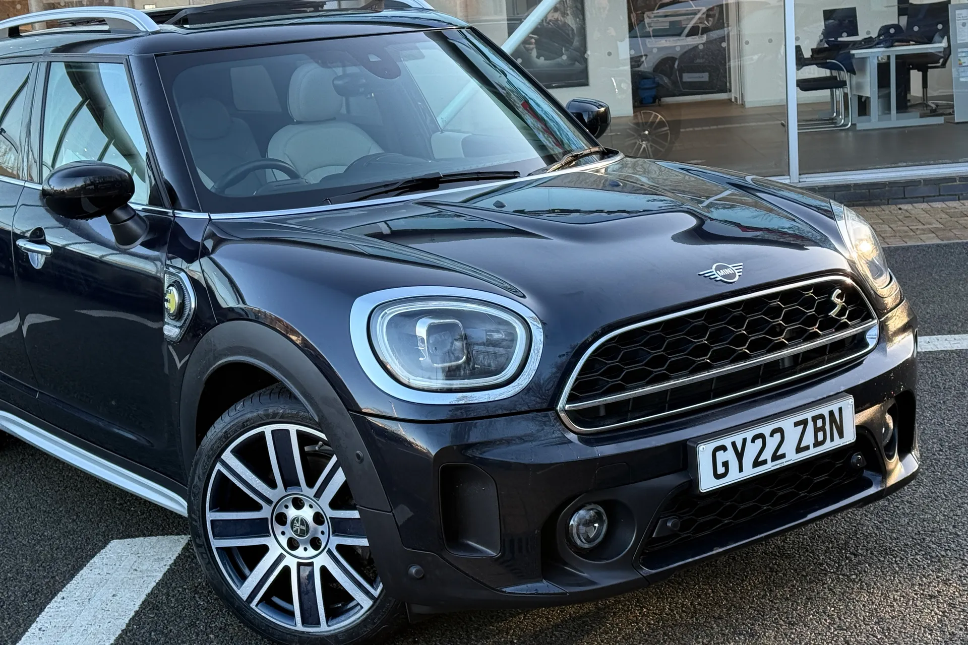 MINI COUNTRYMAN thumbnail image number 26