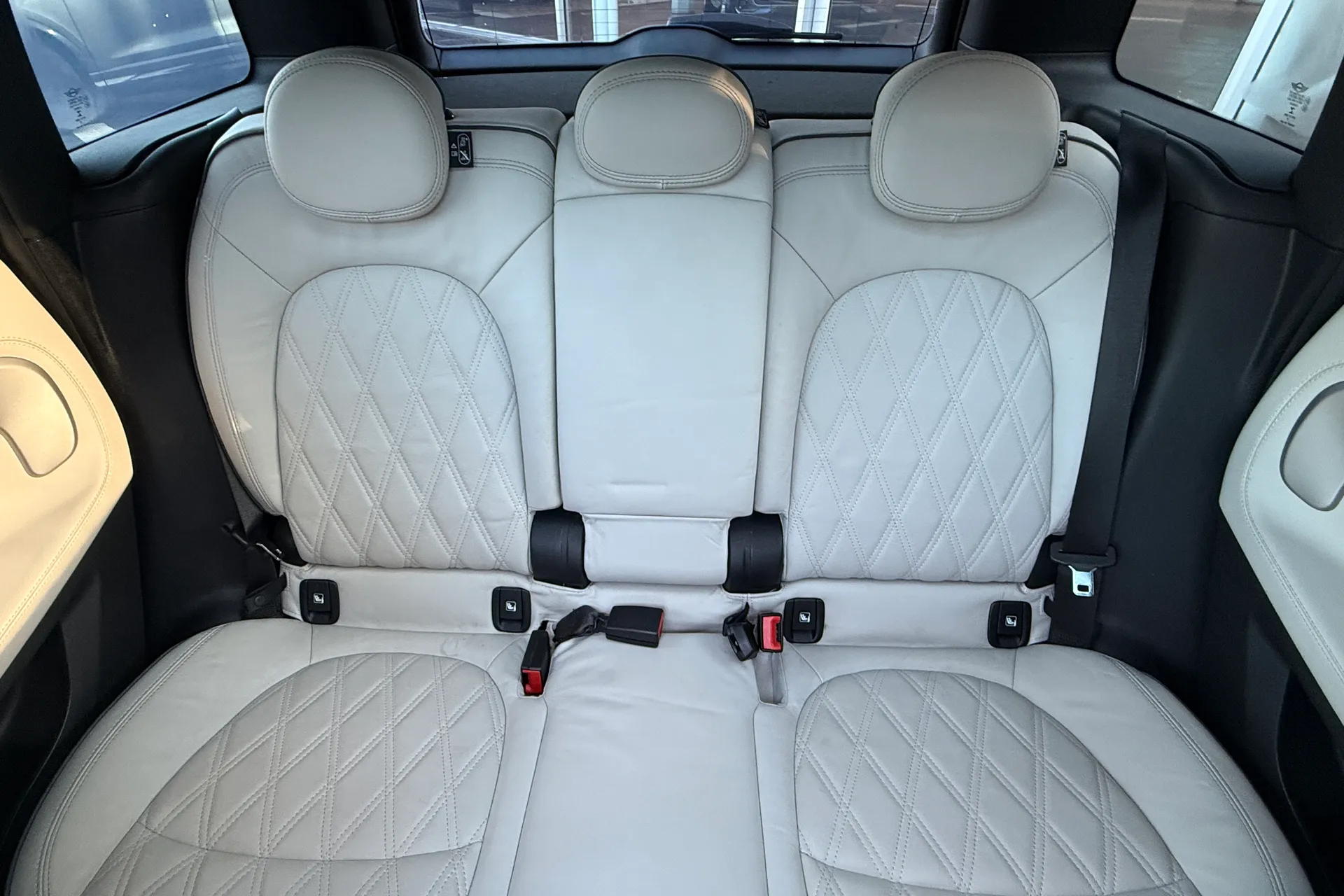 MINI COUNTRYMAN thumbnail image number 40