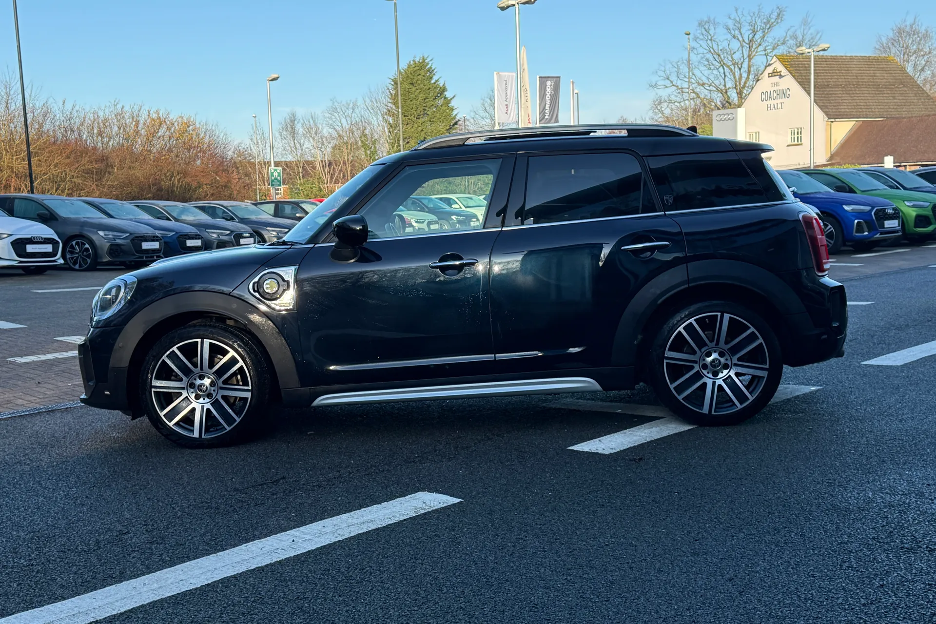 MINI COUNTRYMAN thumbnail image number 19