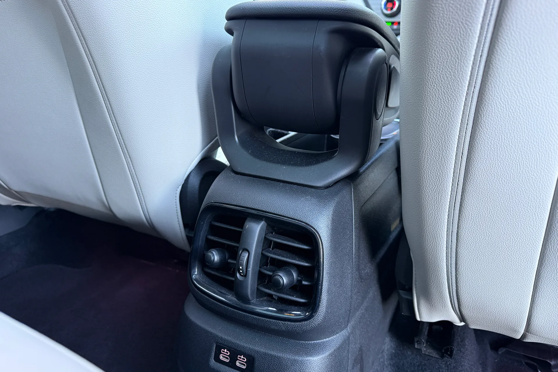 MINI COUNTRYMAN thumbnail image number 42