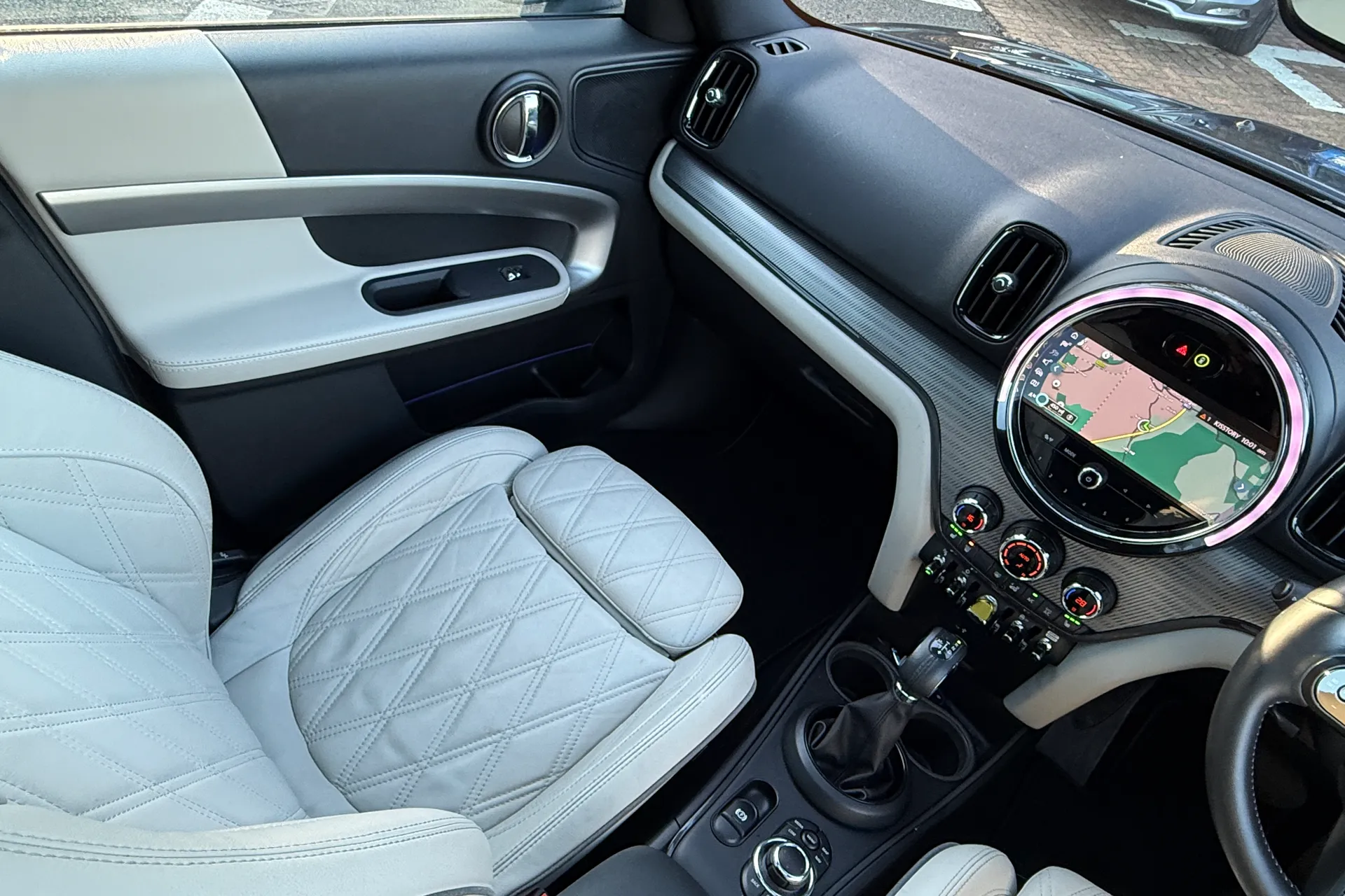 MINI COUNTRYMAN thumbnail image number 57