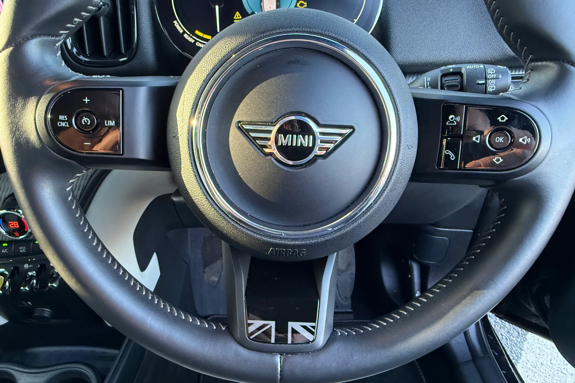 MINI COUNTRYMAN thumbnail image number 66