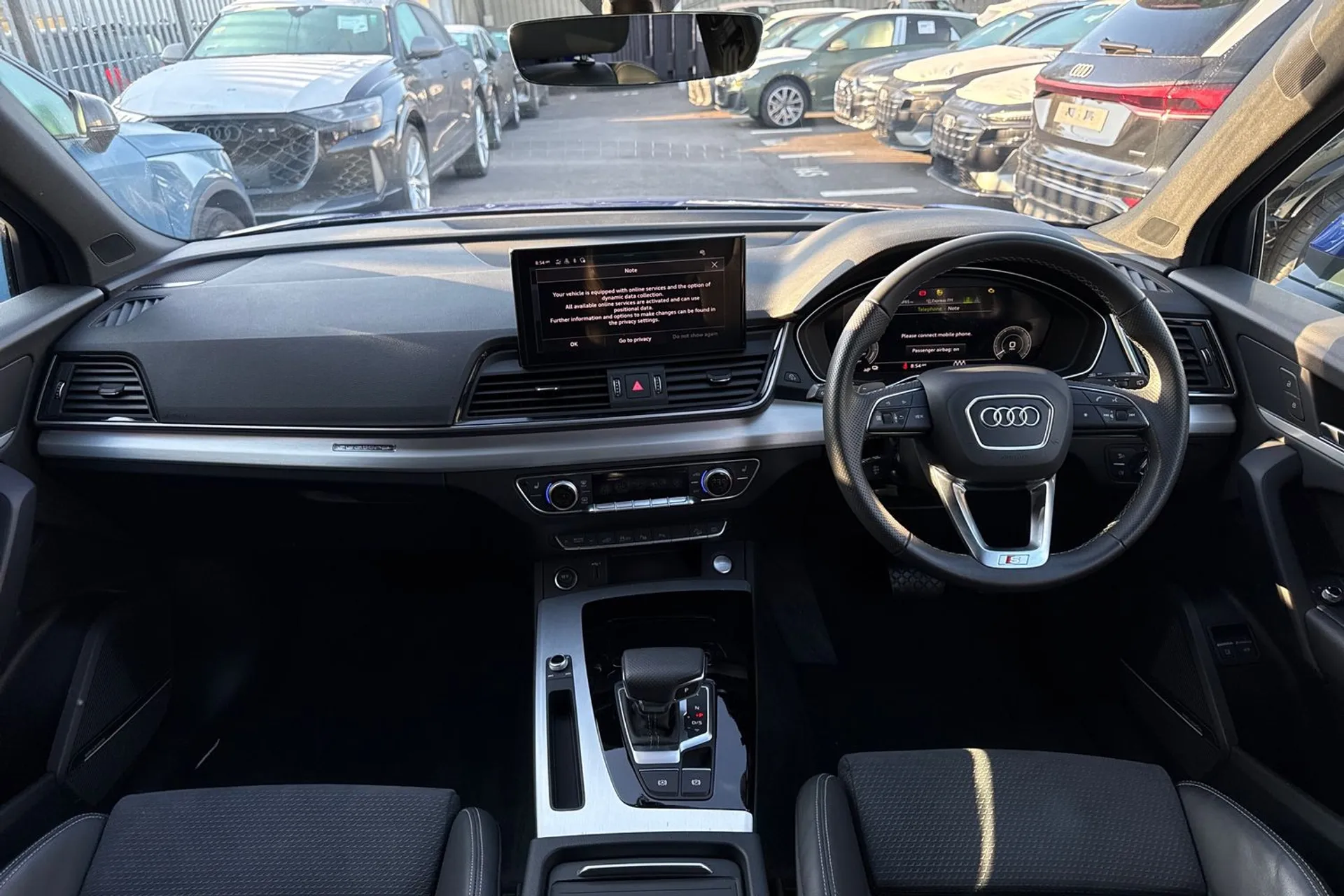 Audi Q5 thumbnail image number 3