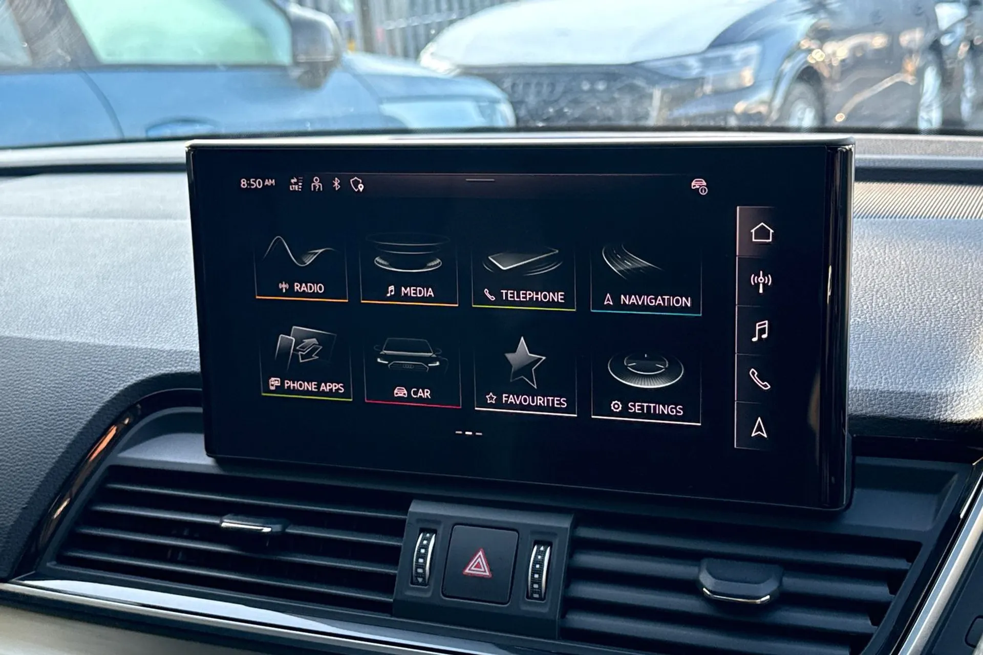 Audi Q5 thumbnail image number 32