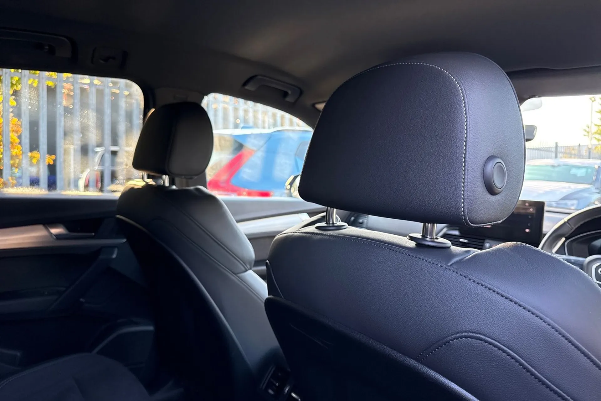 Audi Q5 thumbnail image number 21