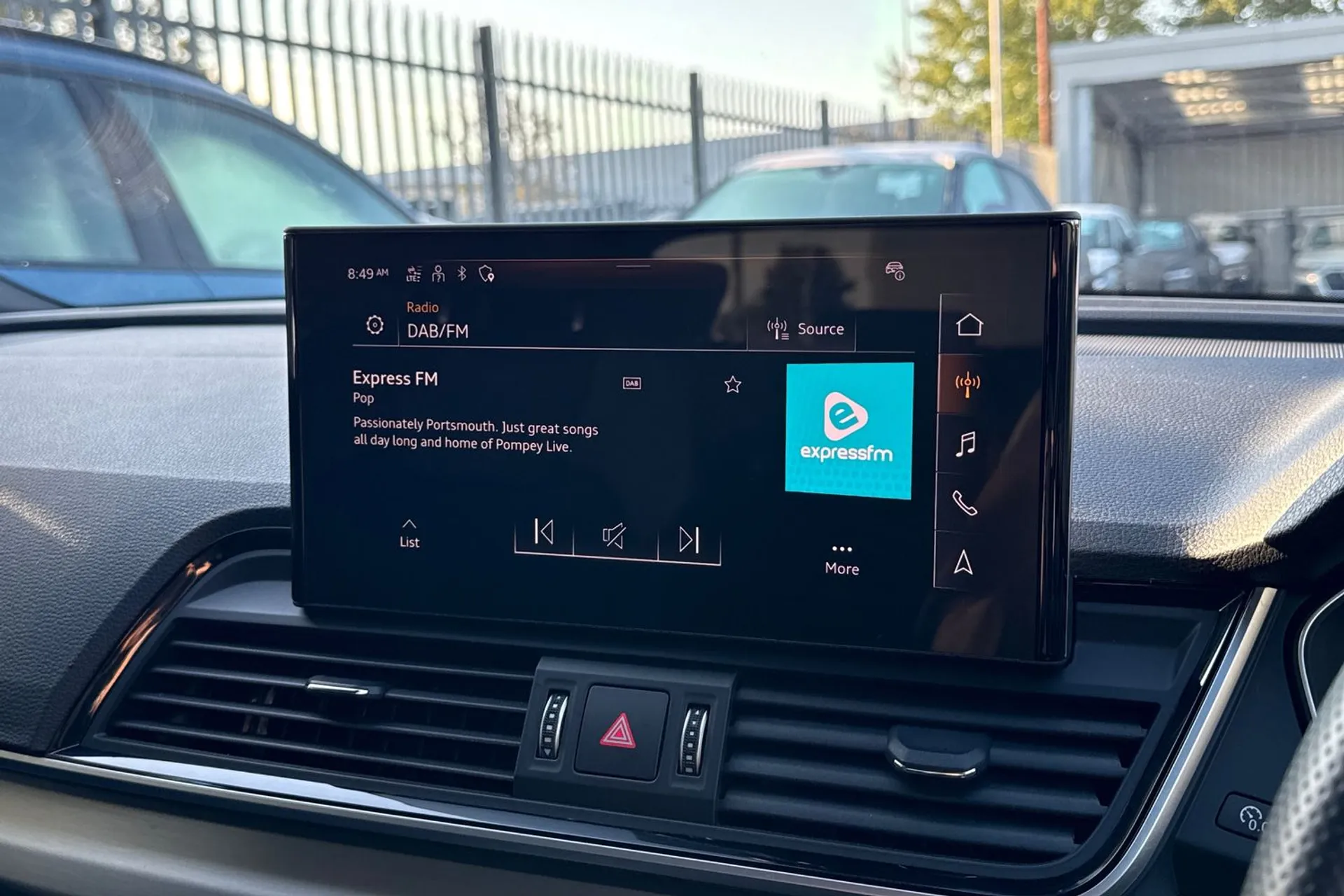 Audi Q5 thumbnail image number 30