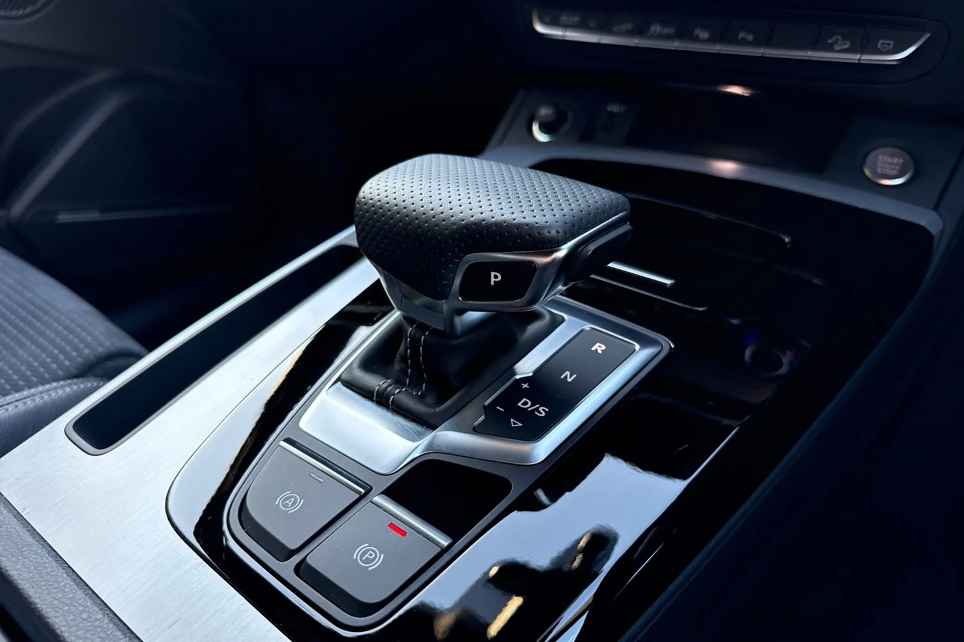 Audi Q5 thumbnail image number 40