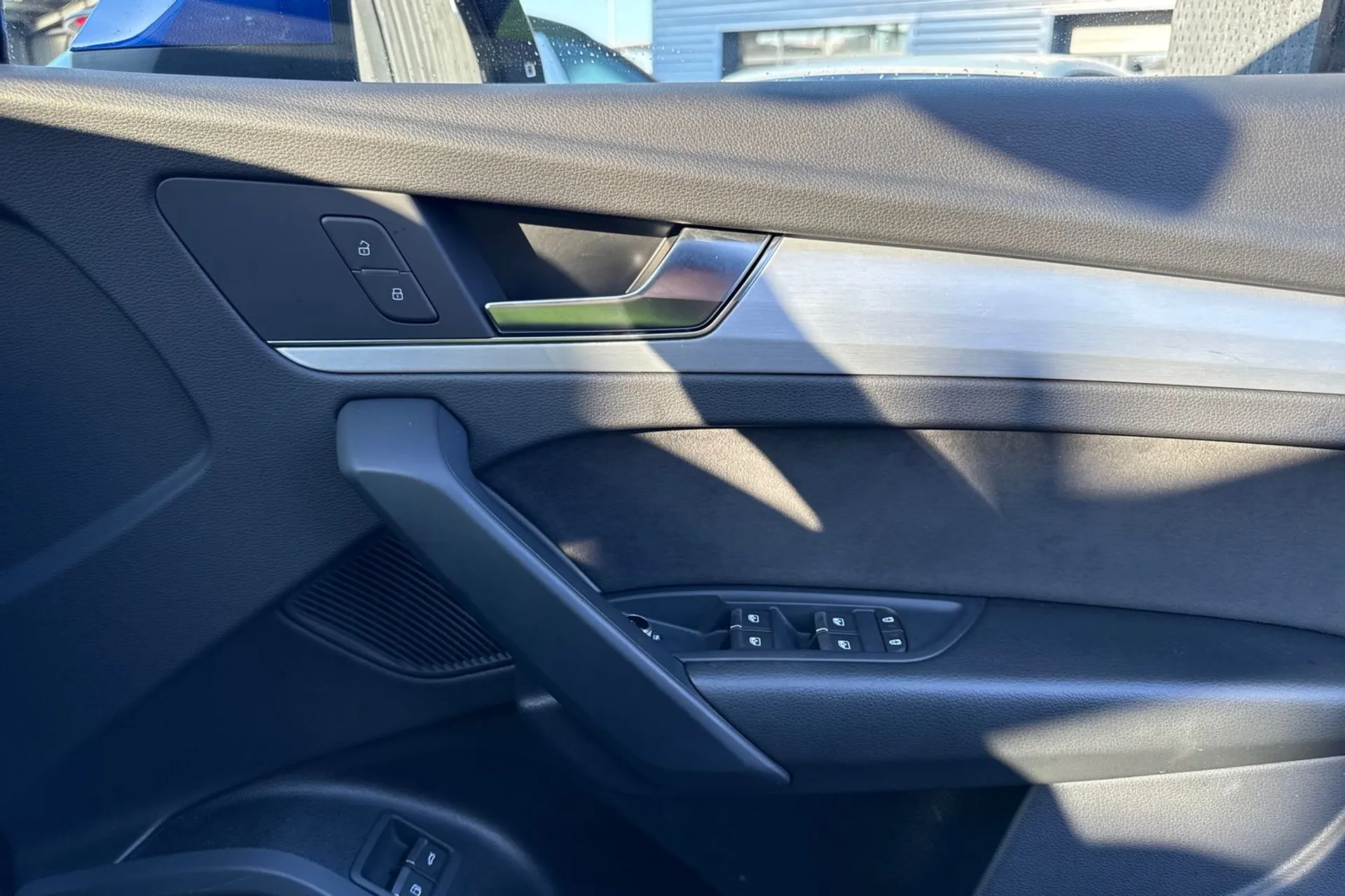 Audi Q5 thumbnail image number 44