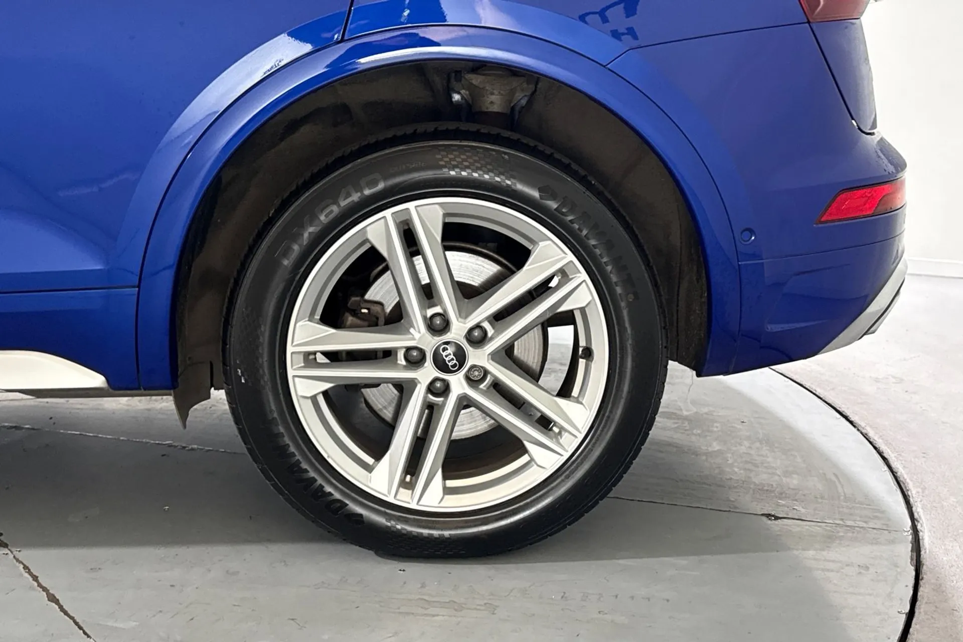 Audi Q5 thumbnail image number 13