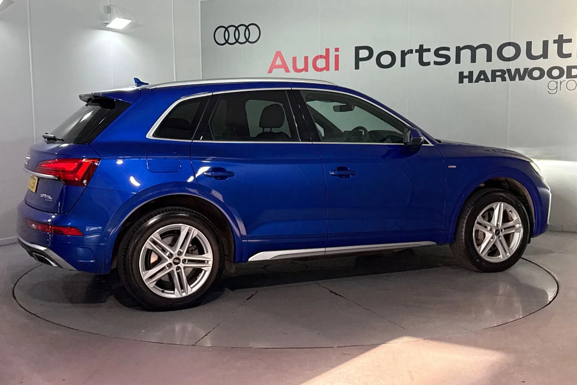 Audi Q5 thumbnail image number 11
