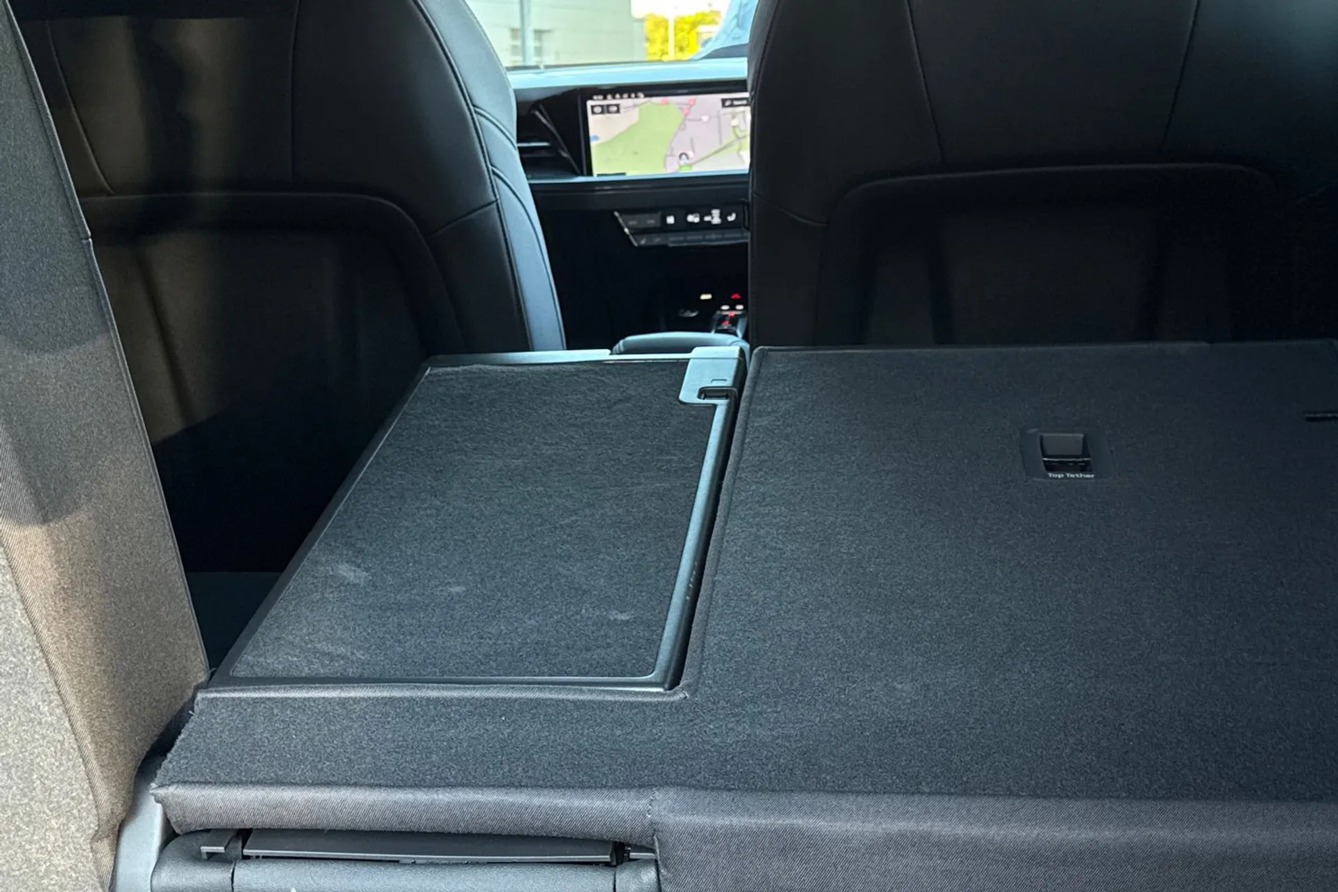 Audi Q4 thumbnail image number 20