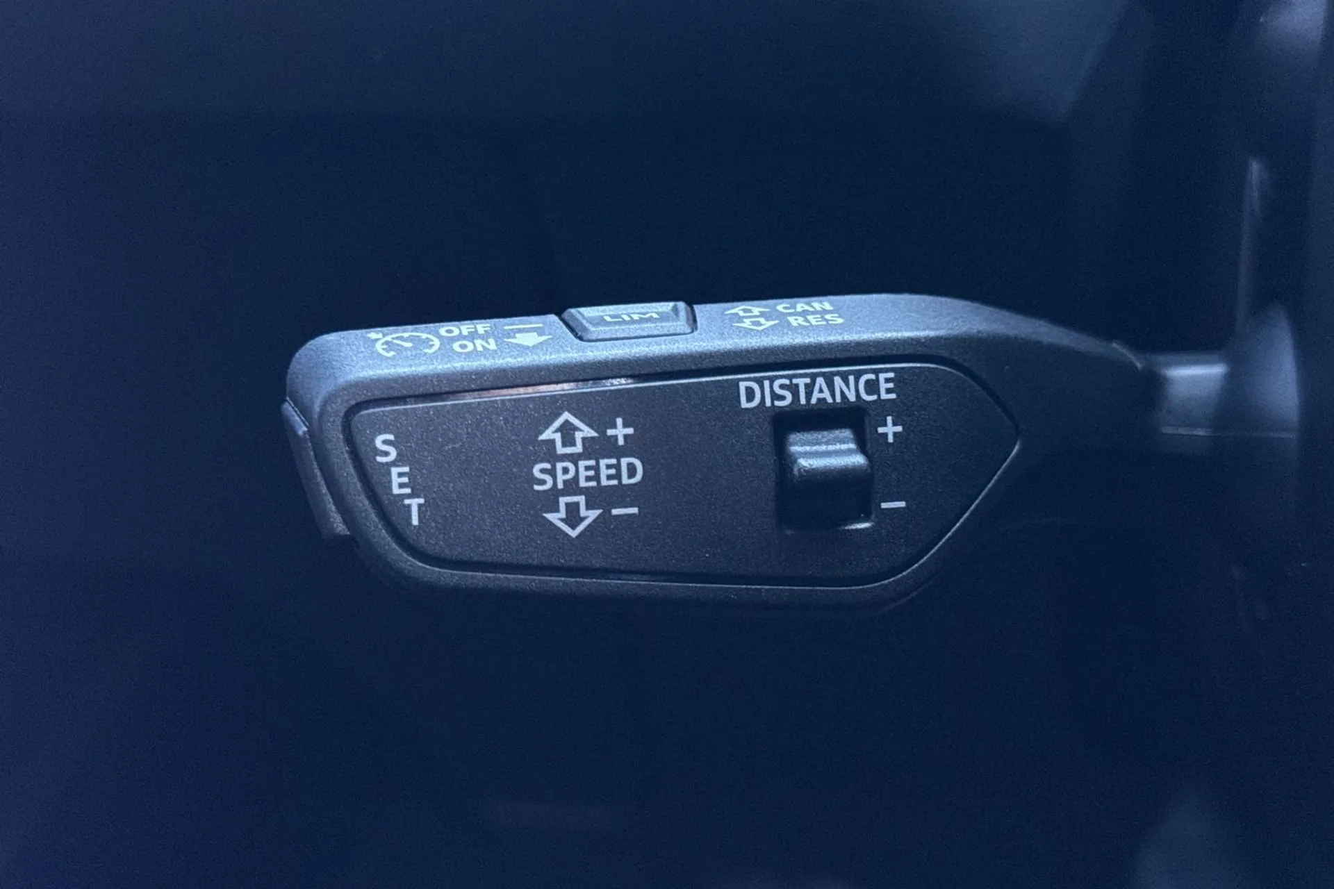 Audi Q4 thumbnail image number 44