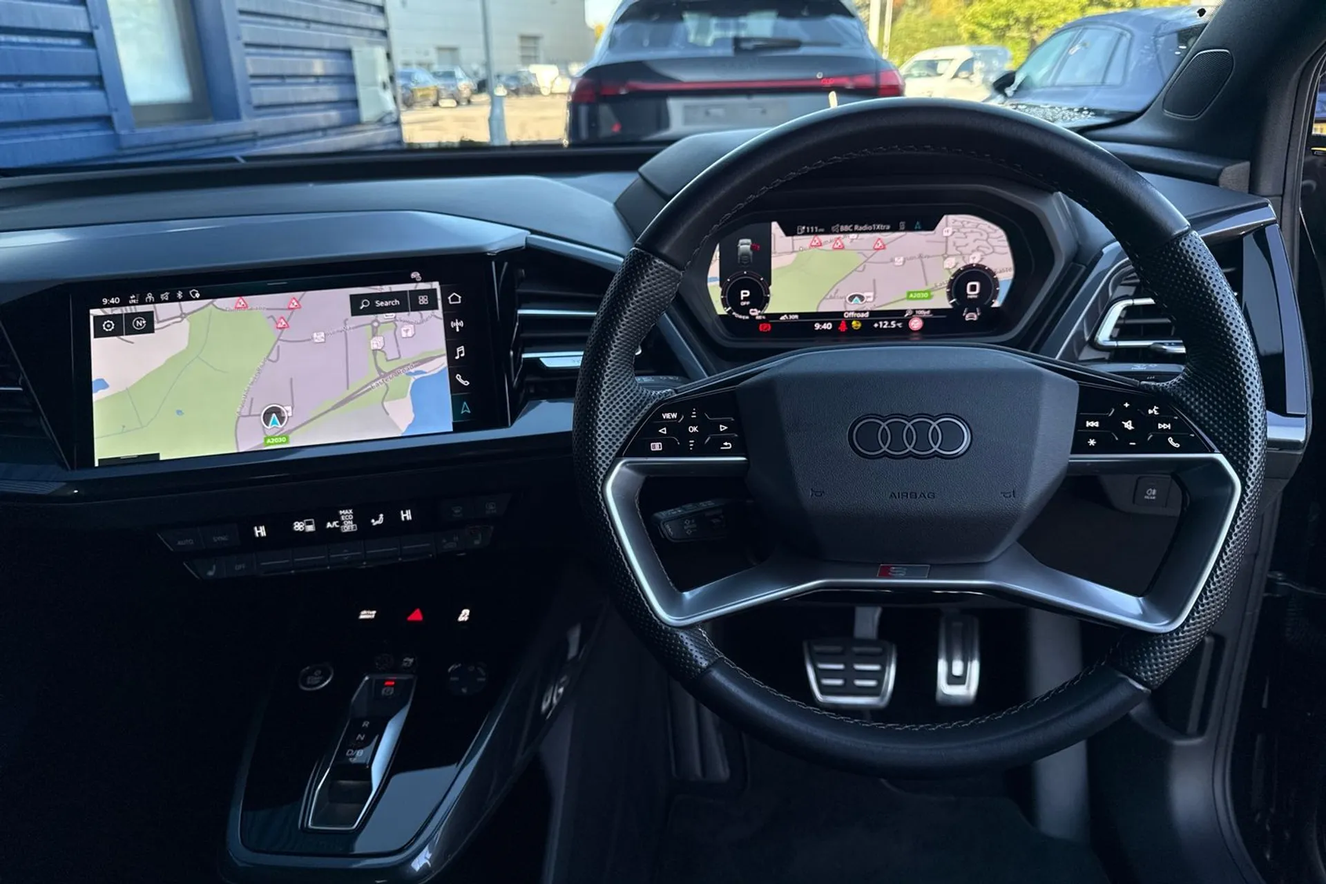 Audi Q4 thumbnail image number 36