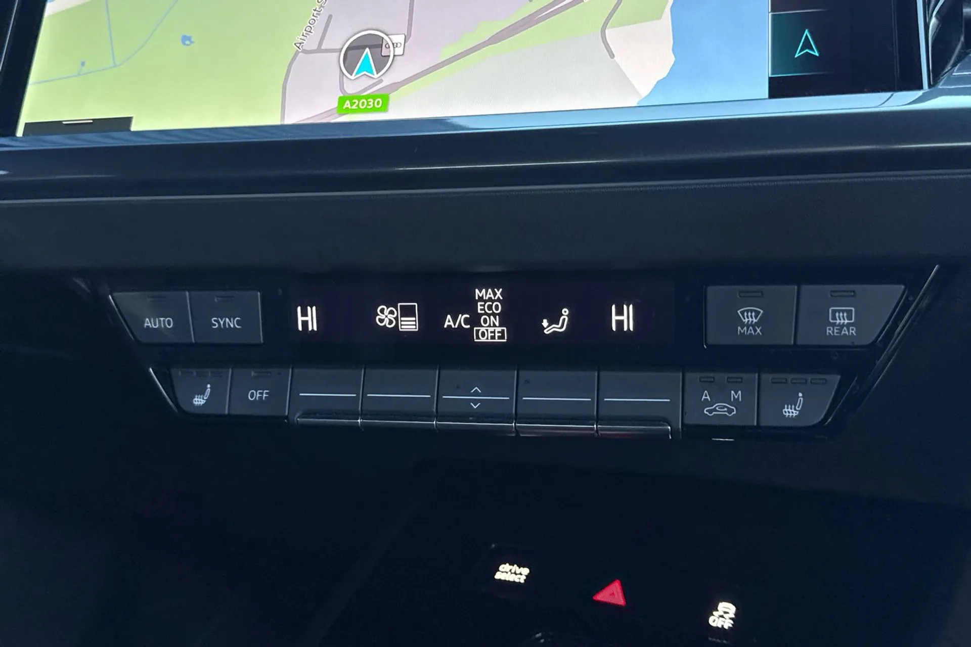 Audi Q4 thumbnail image number 40