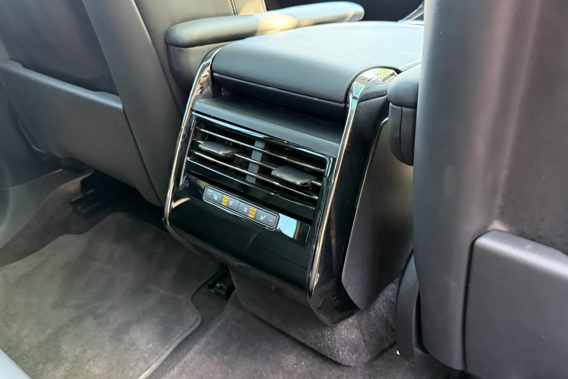 LAND ROVER RANGE ROVER SPORT thumbnail image number 43