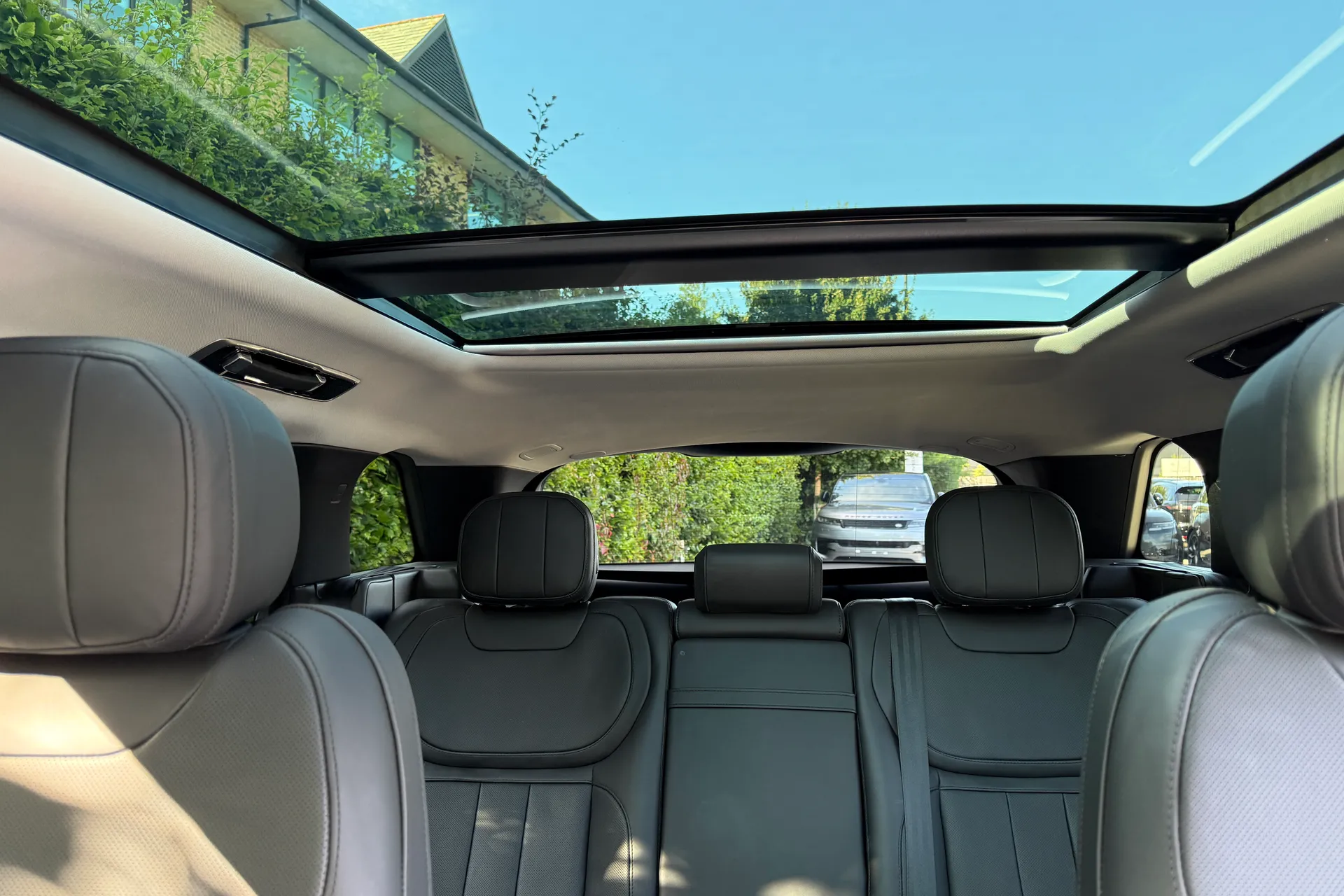 LAND ROVER RANGE ROVER SPORT thumbnail image number 29