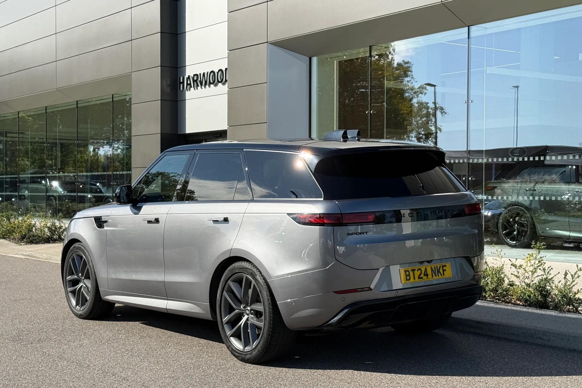 LAND ROVER RANGE ROVER SPORT thumbnail image number 18