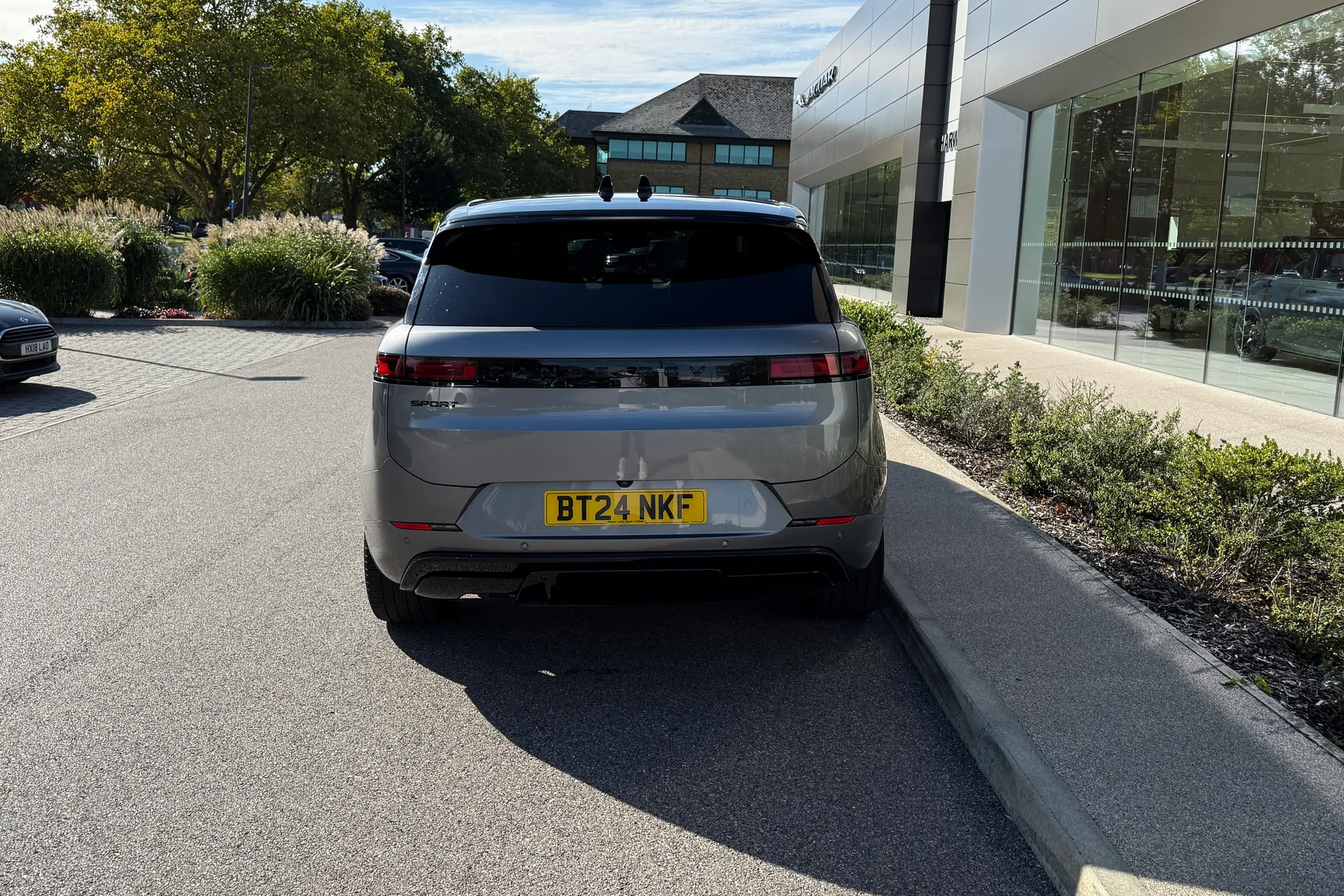 LAND ROVER RANGE ROVER SPORT thumbnail image number 17