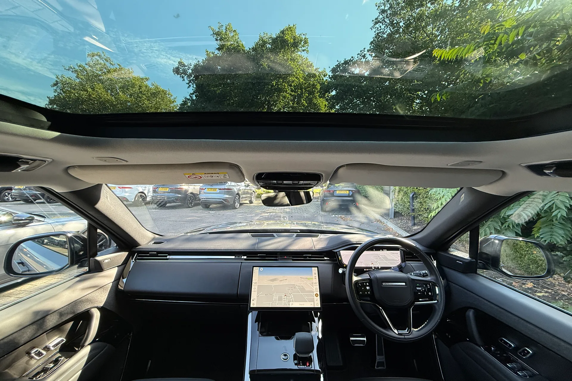 LAND ROVER RANGE ROVER SPORT thumbnail image number 4