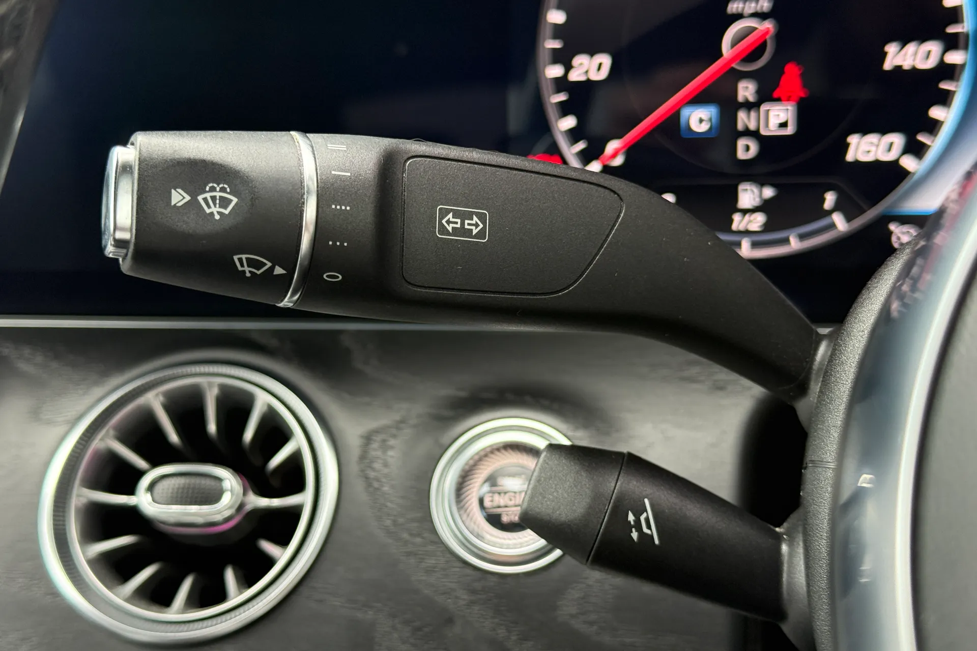 MERCEDES-BENZ E CLASS thumbnail image number 15