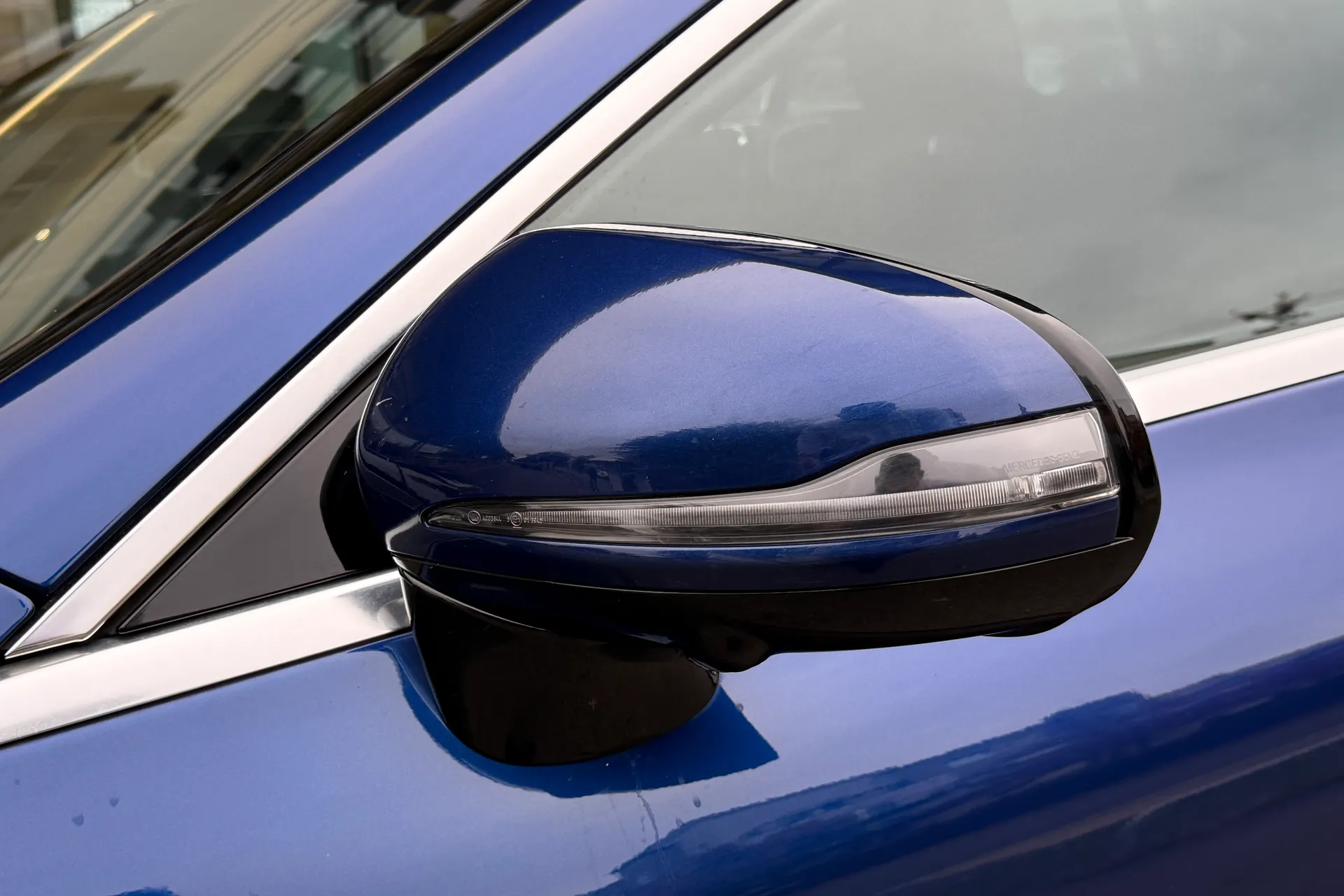 MERCEDES-BENZ E CLASS thumbnail image number 53