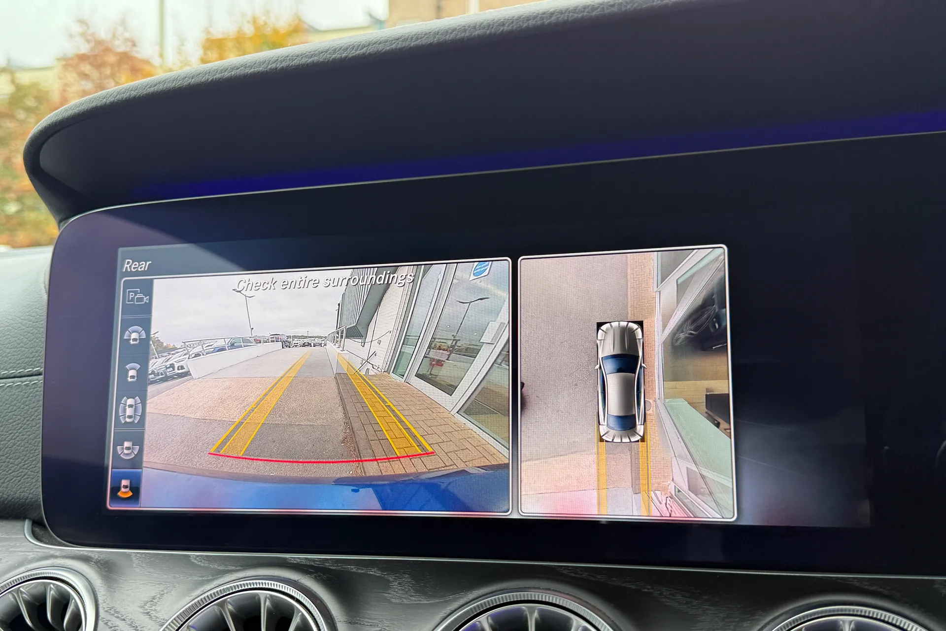 MERCEDES-BENZ E CLASS thumbnail image number 4