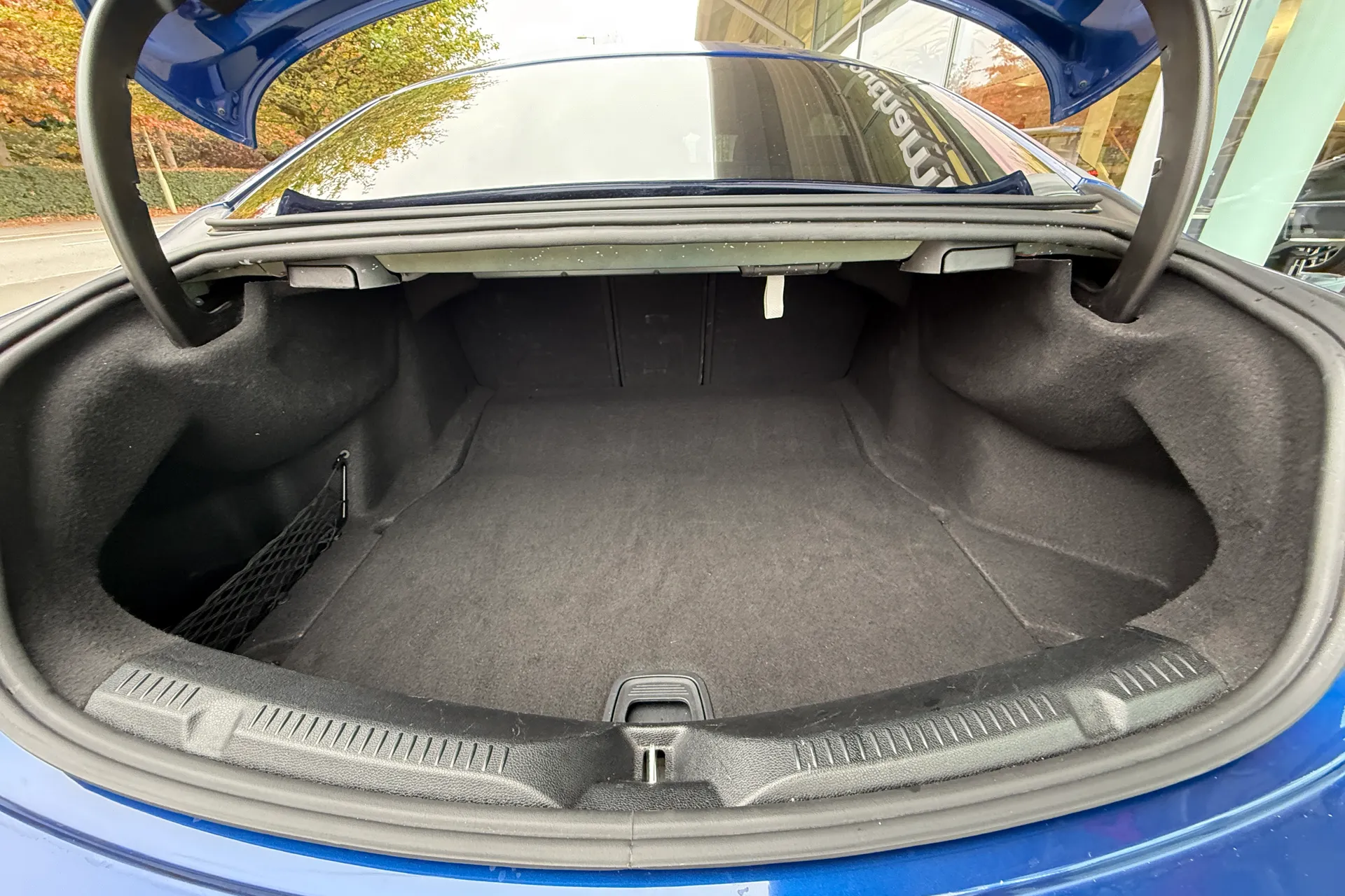 MERCEDES-BENZ E CLASS thumbnail image number 50