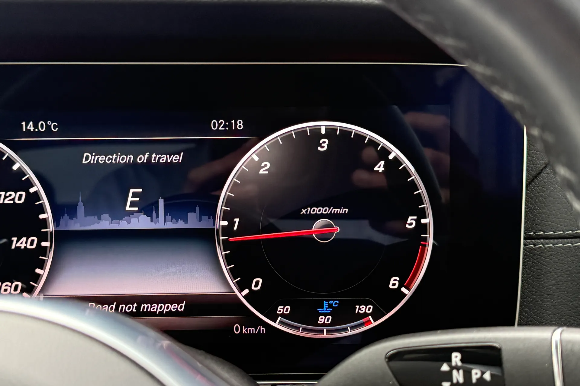 MERCEDES-BENZ E CLASS thumbnail image number 18