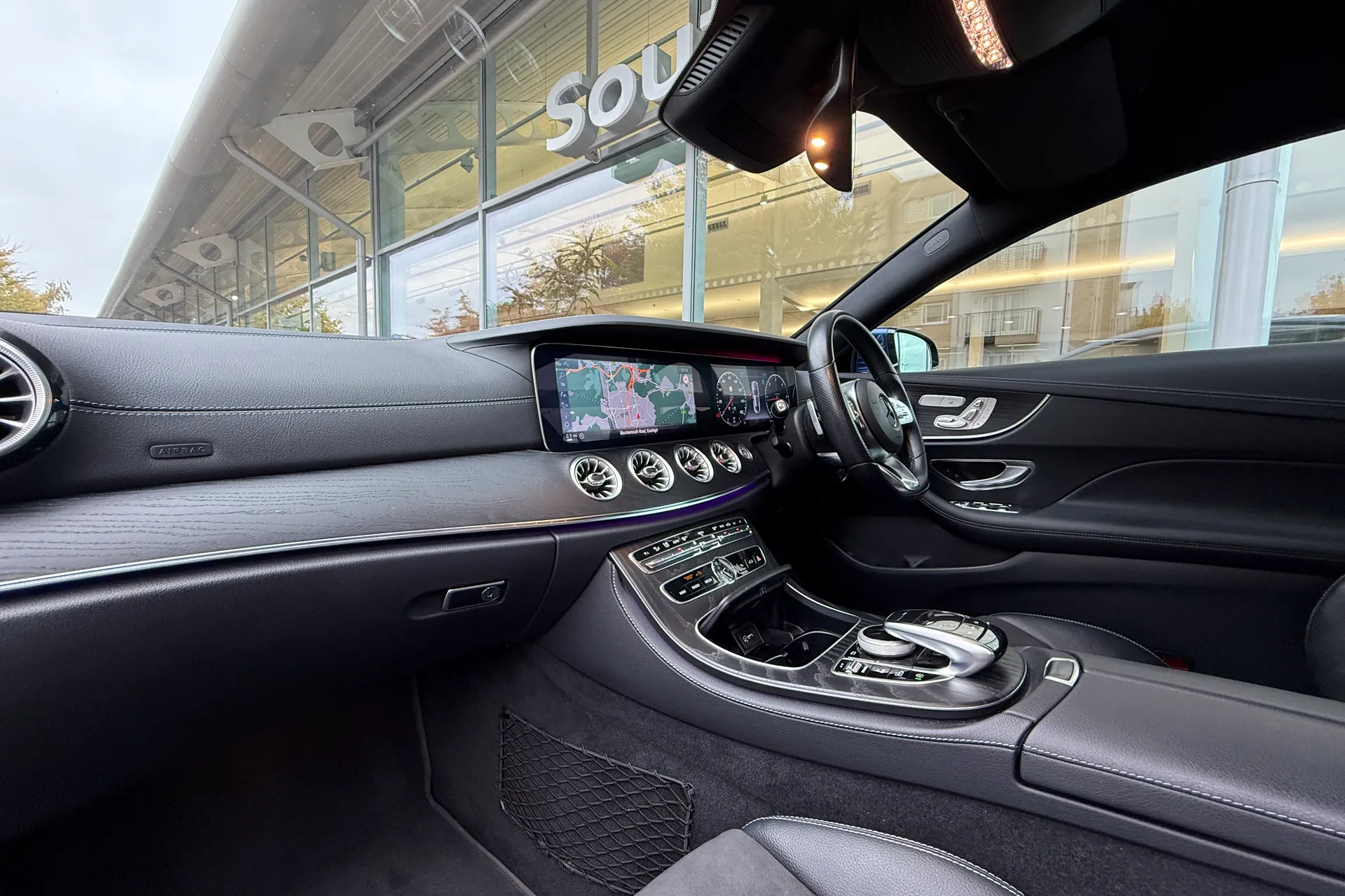 MERCEDES-BENZ E CLASS thumbnail image number 7