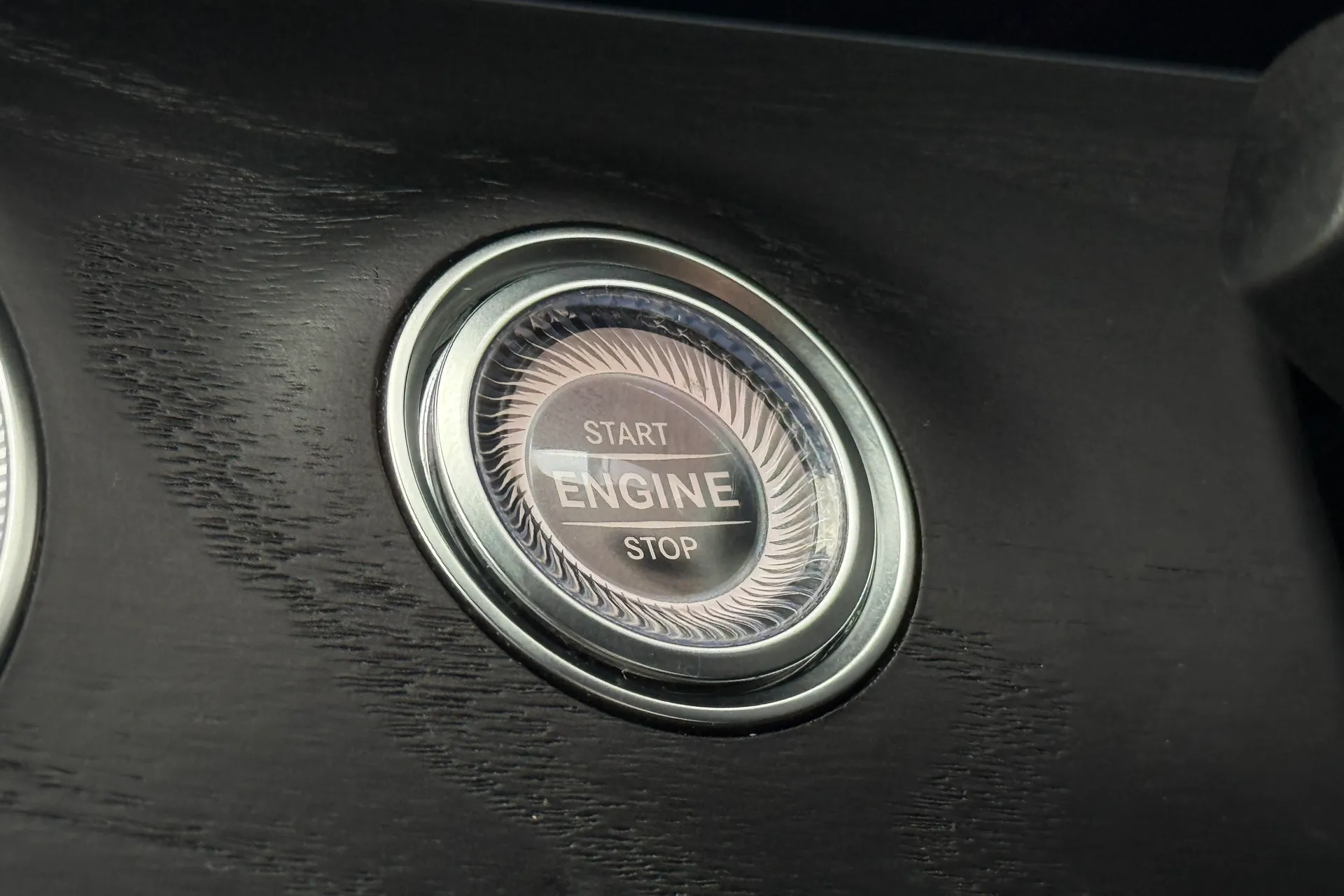 MERCEDES-BENZ E CLASS thumbnail image number 14