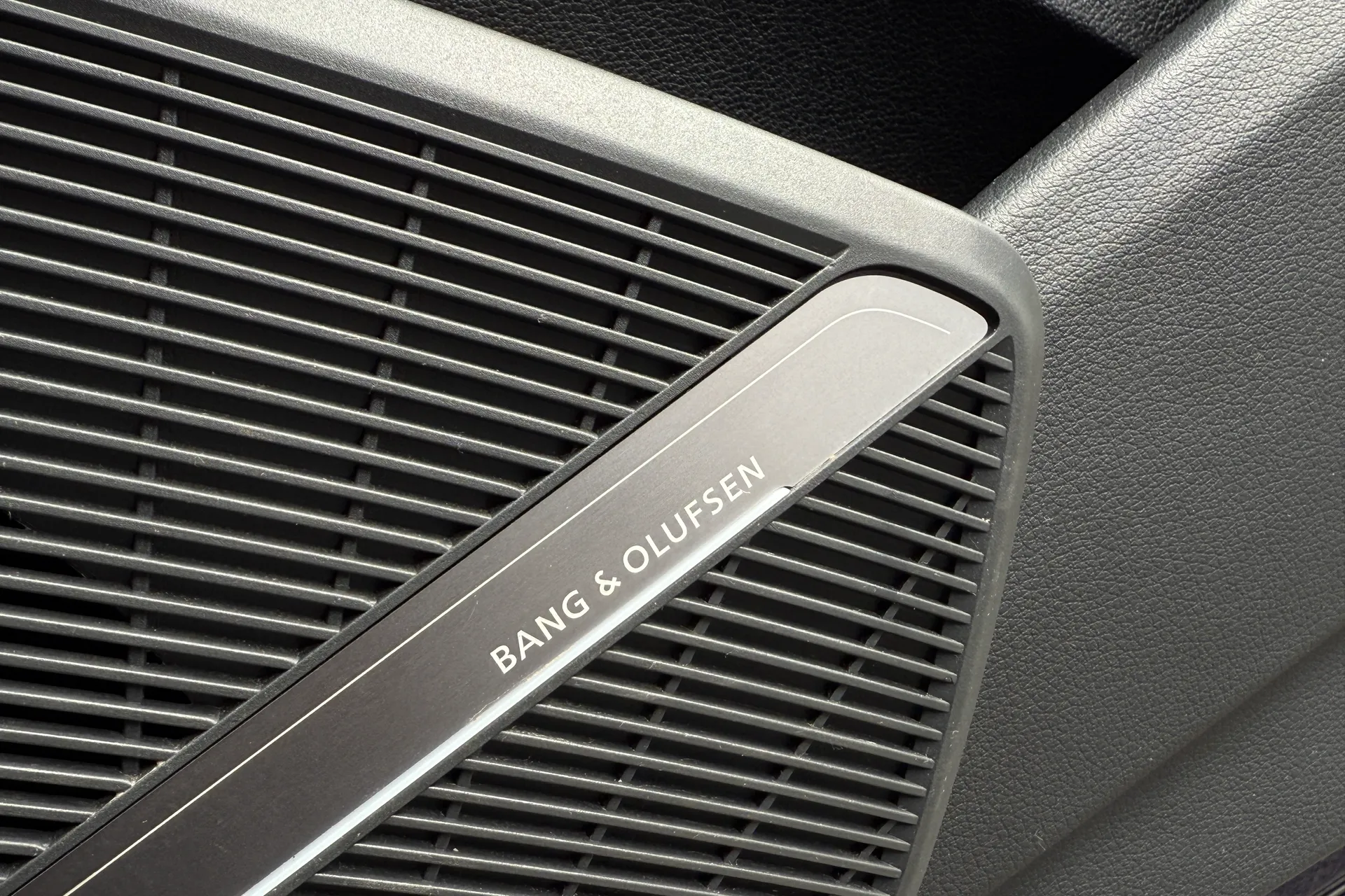 Audi Q5 thumbnail image number 32