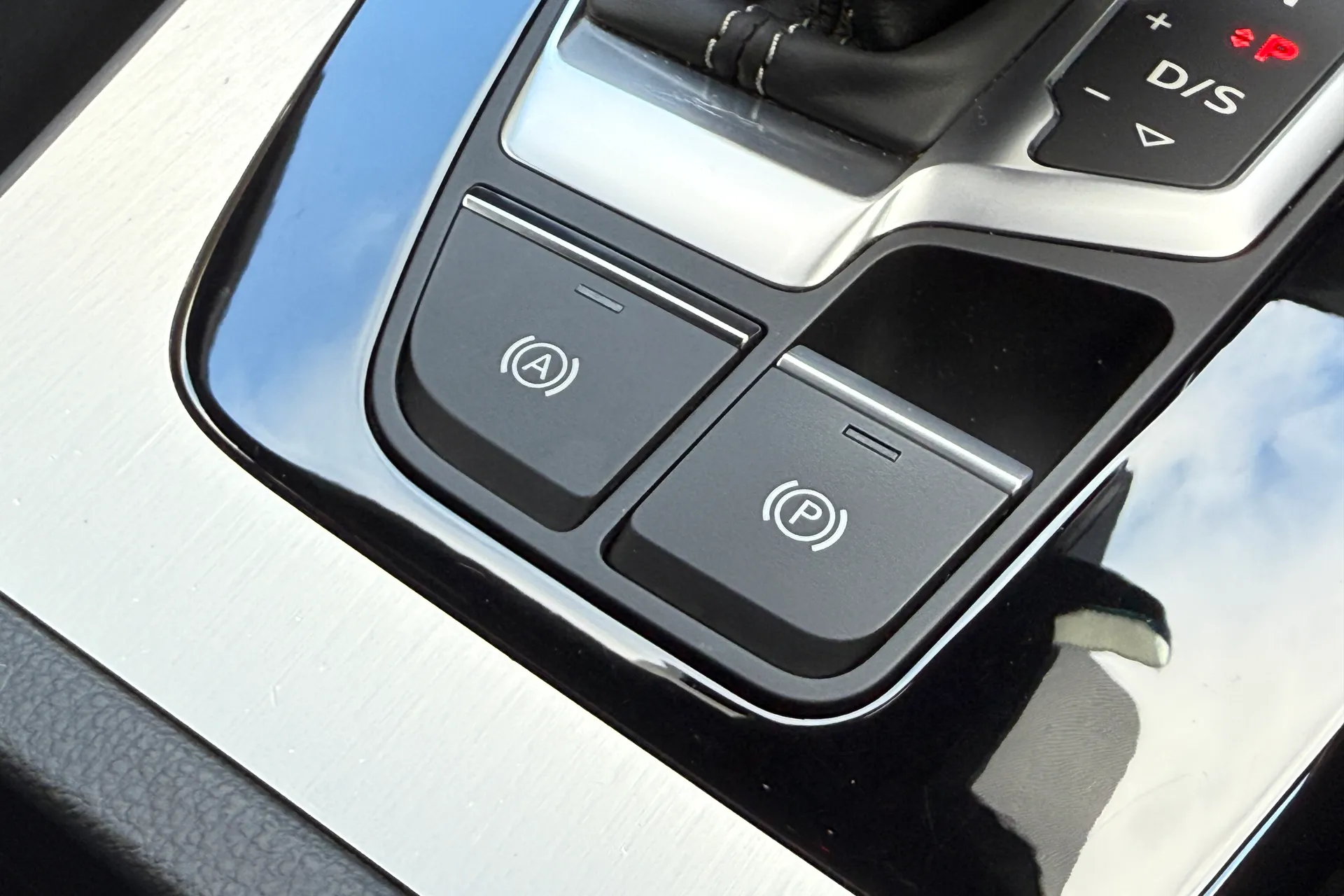 Audi Q5 thumbnail image number 19