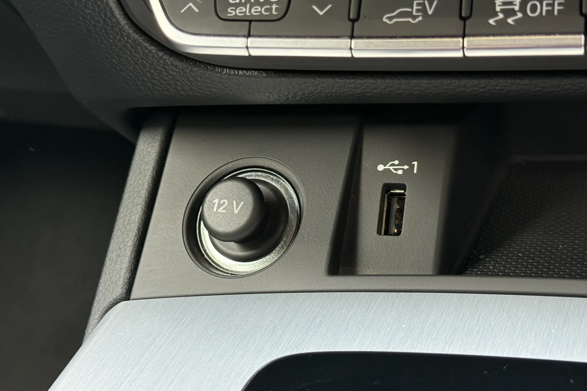 Audi Q5 thumbnail image number 7