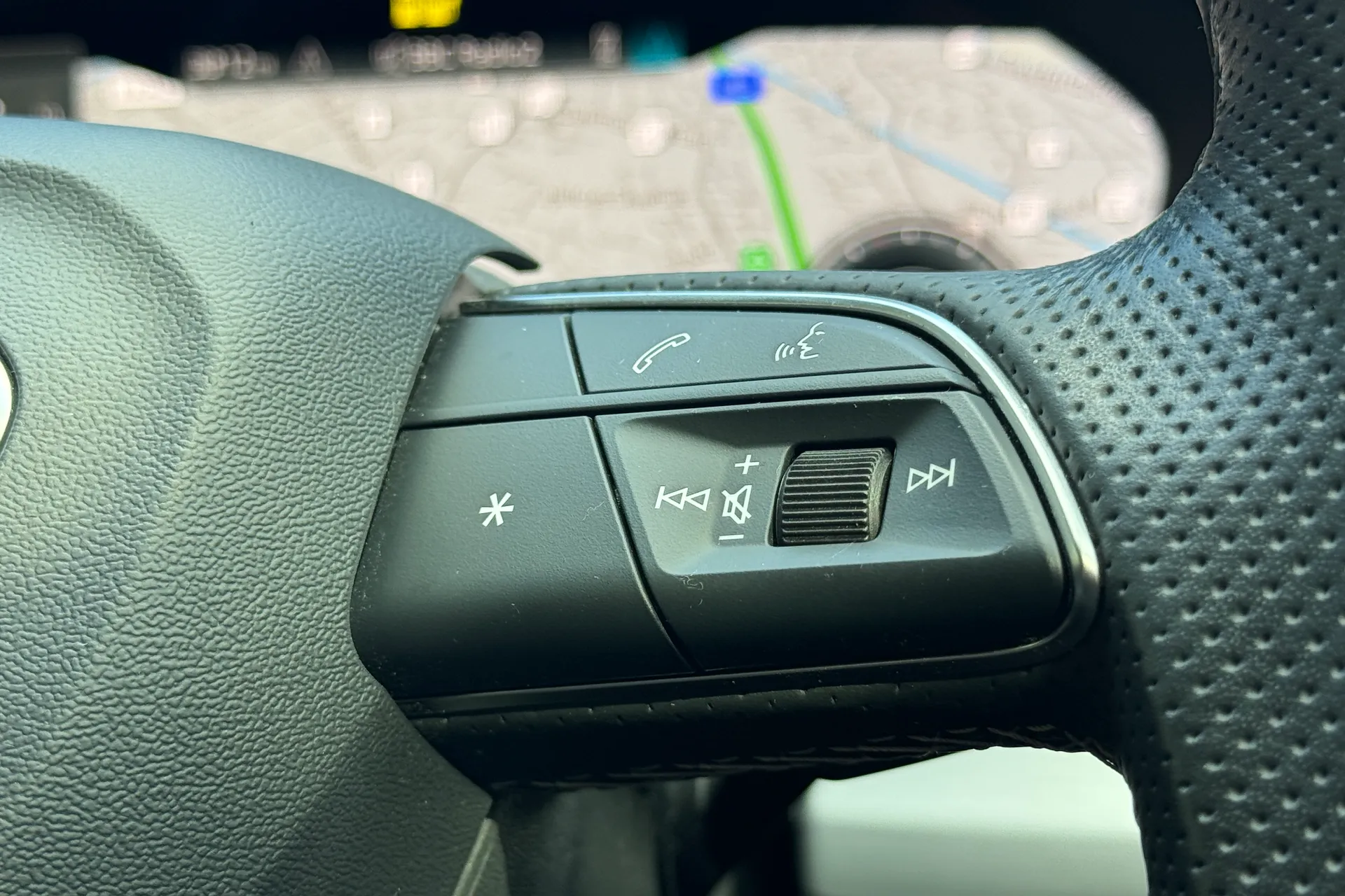 Audi Q5 thumbnail image number 25