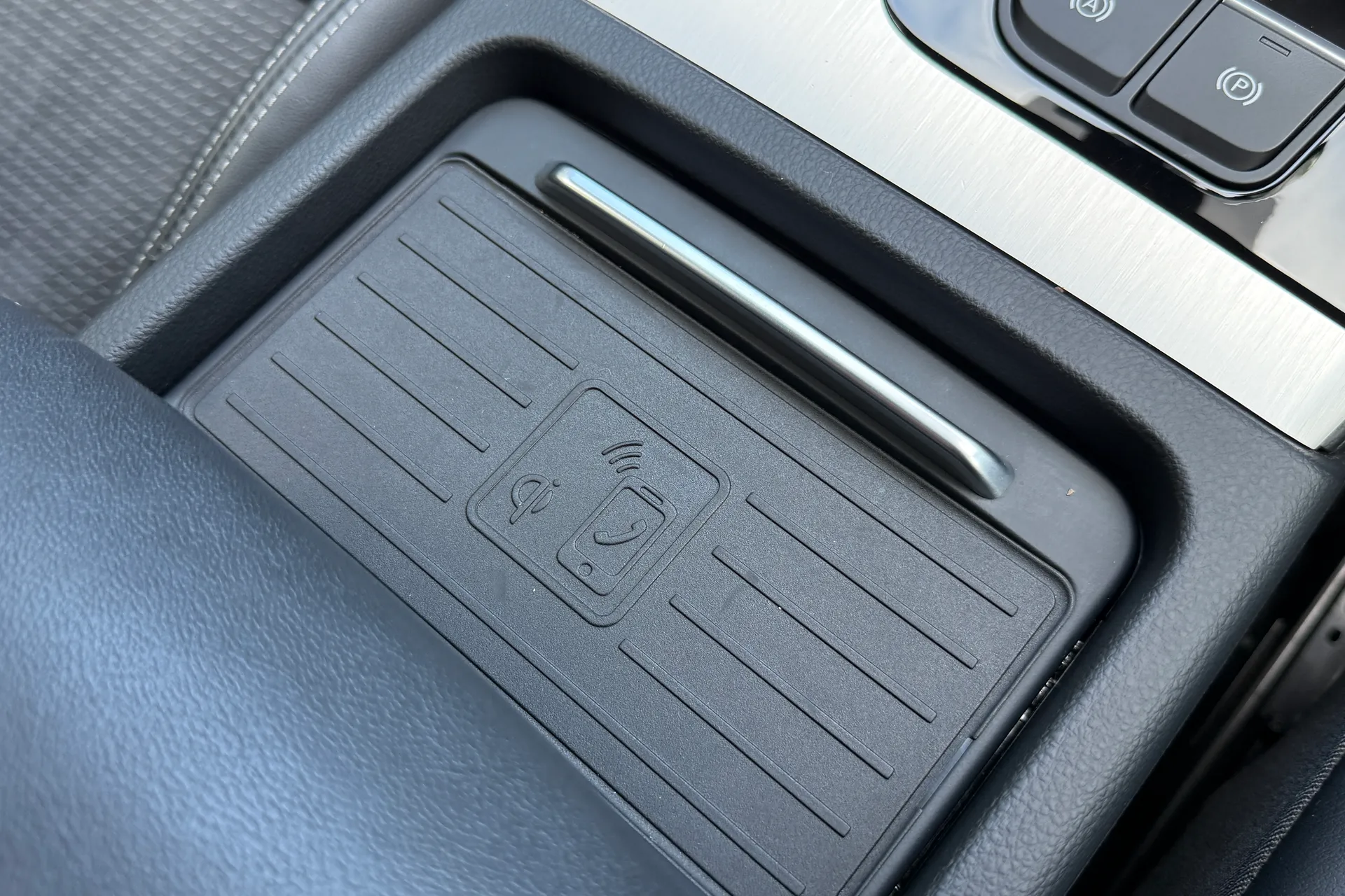 Audi Q5 thumbnail image number 31