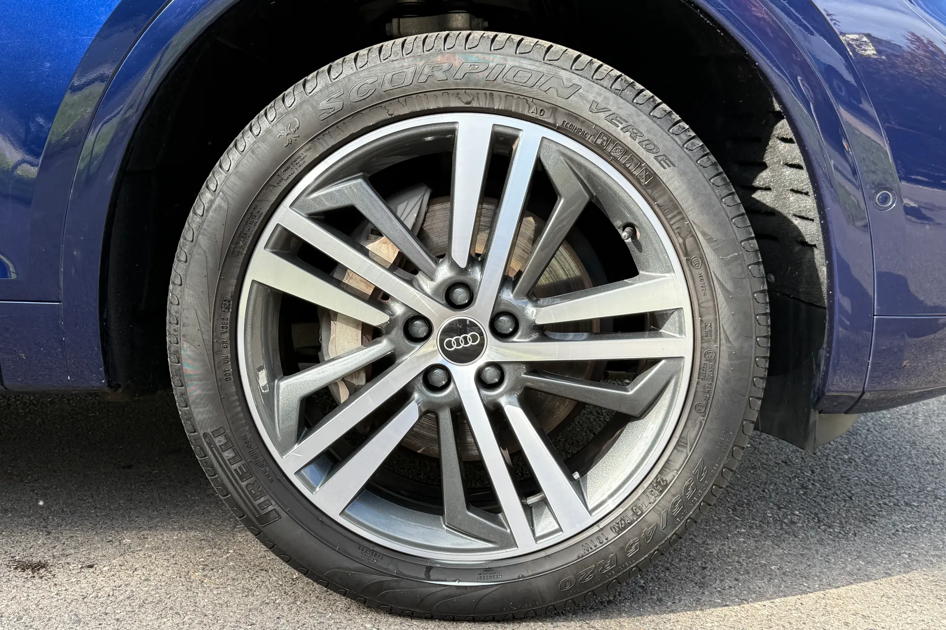 Audi Q5 thumbnail image number 5