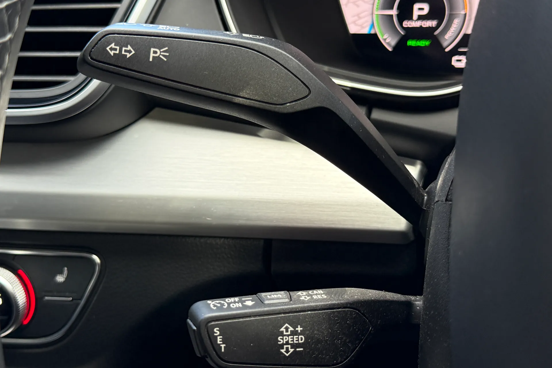 Audi Q5 thumbnail image number 26