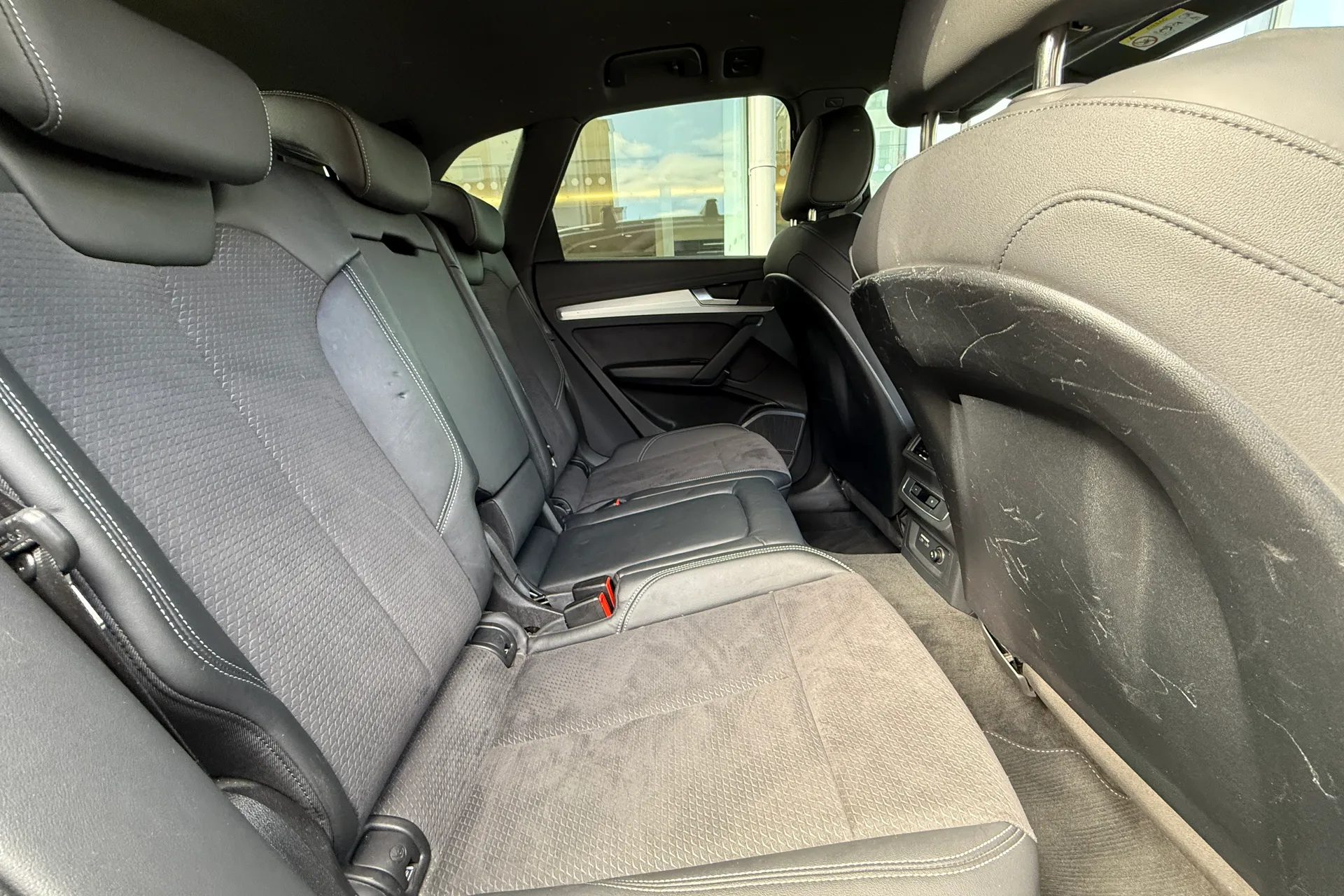 Audi Q5 thumbnail image number 34