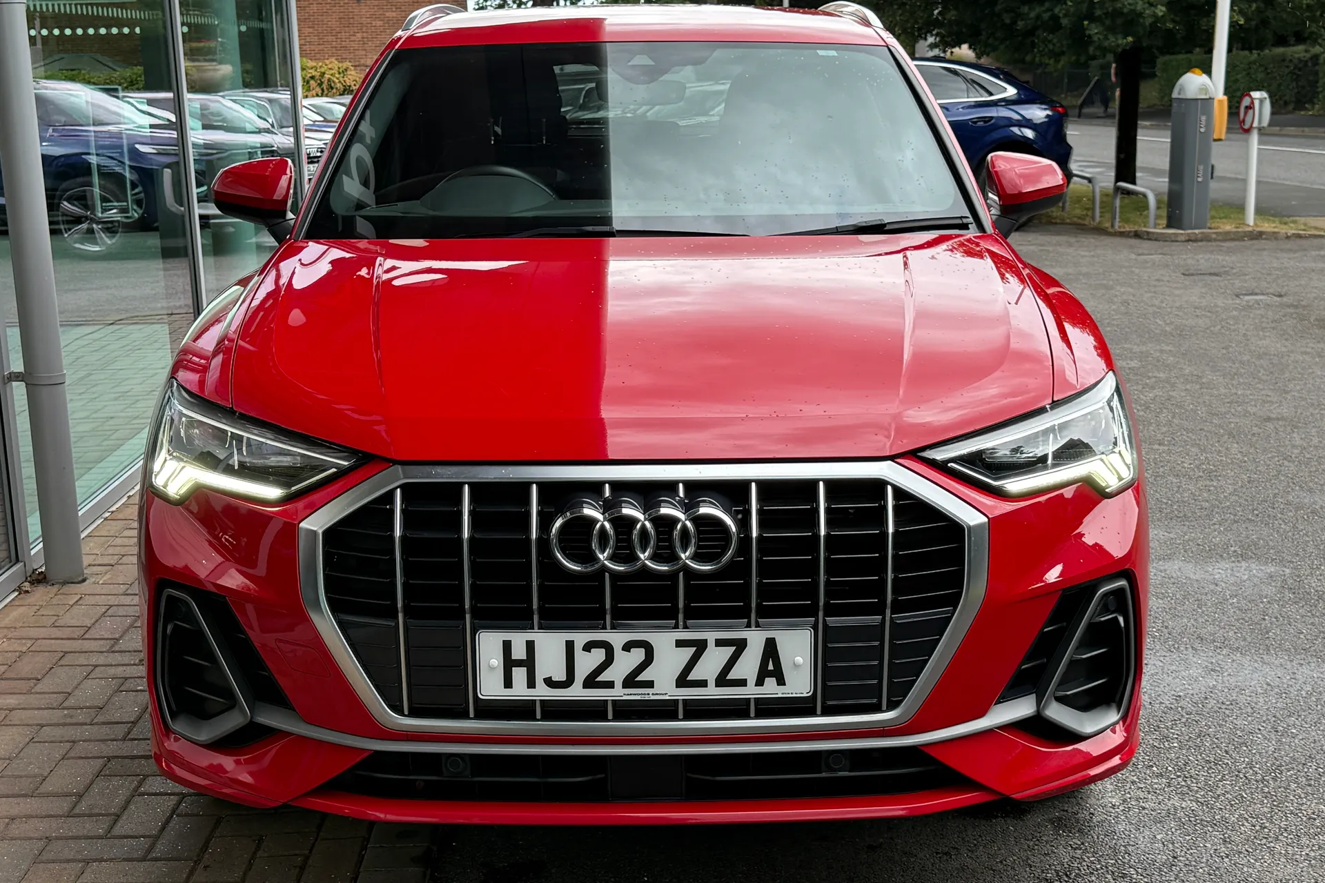 Audi Q3 thumbnail image number 33
