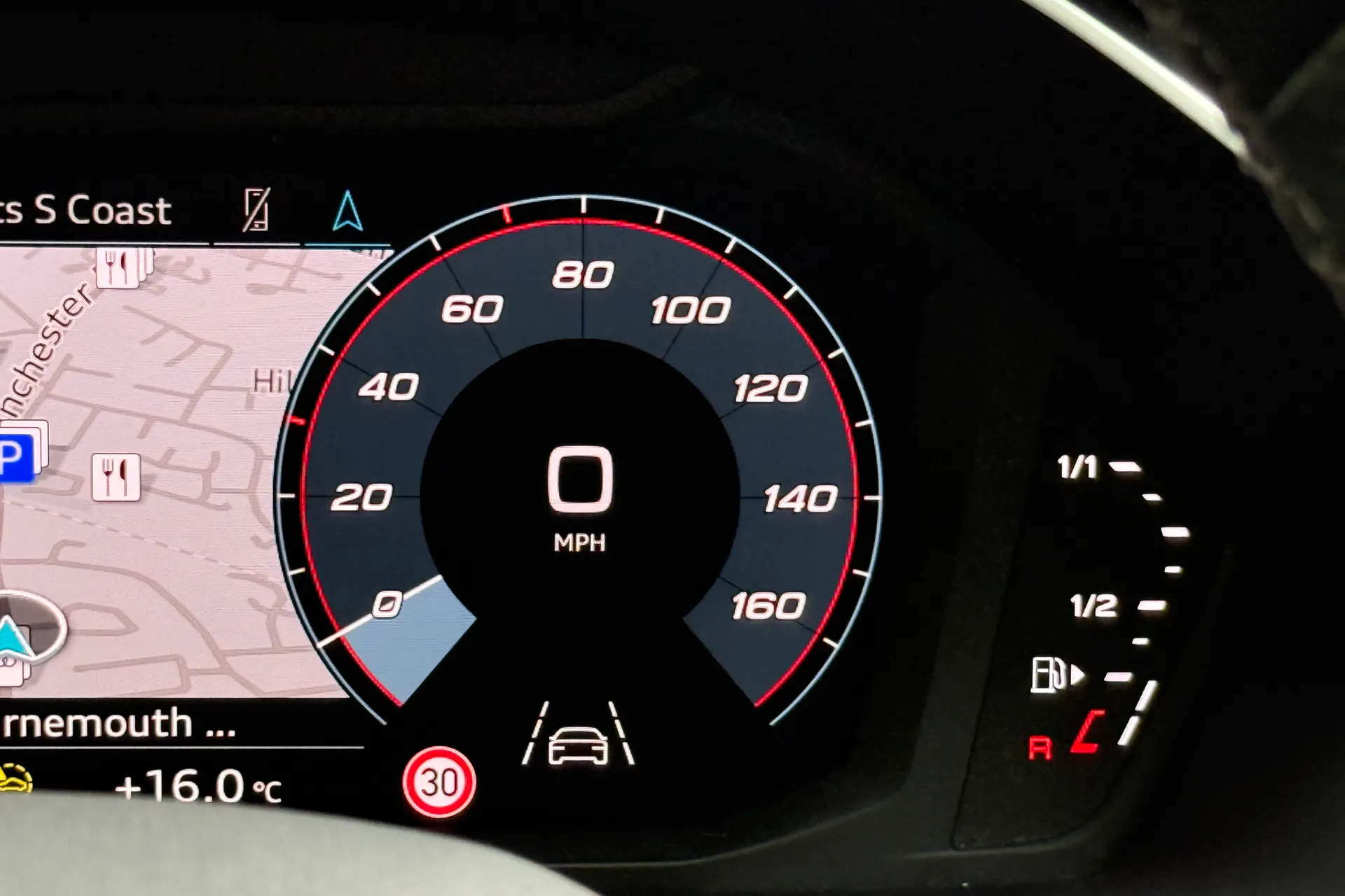 Audi Q3 thumbnail image number 52