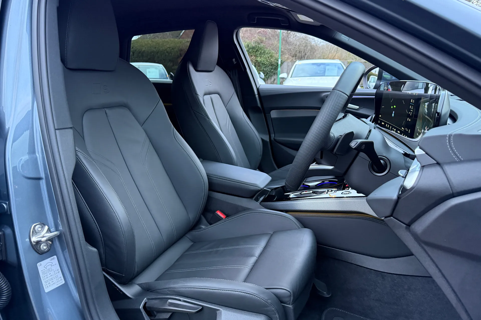 Audi A5 thumbnail image number 22