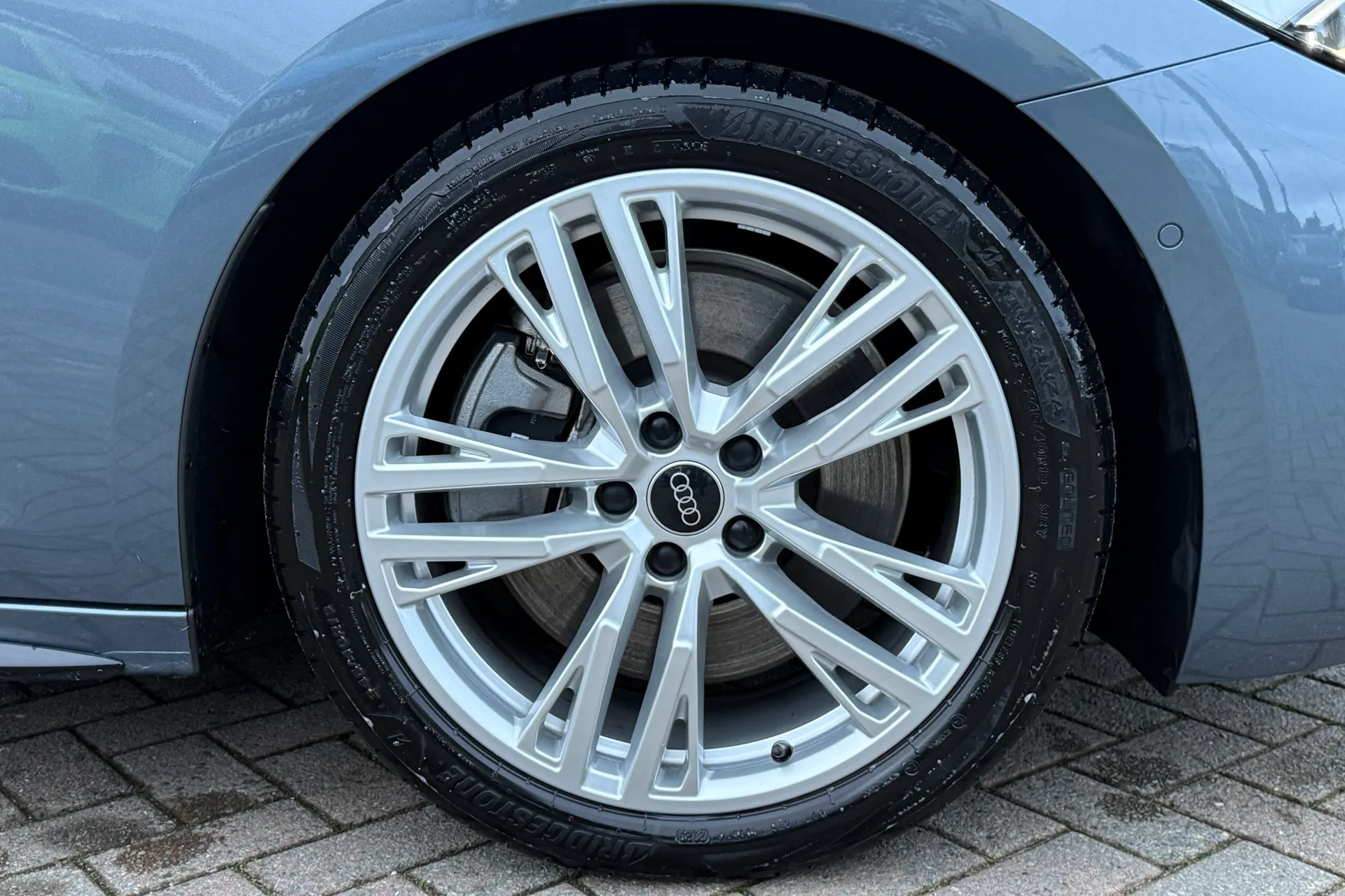 Audi A5 thumbnail image number 44