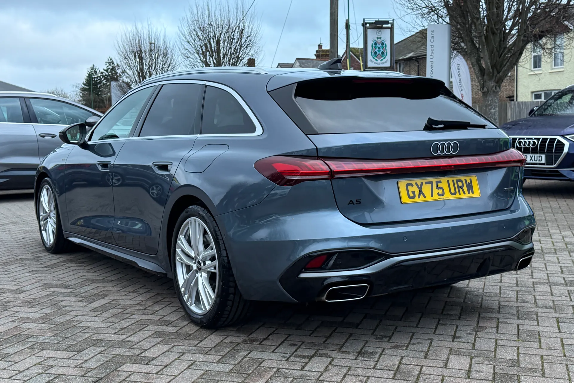 Audi A5 thumbnail image number 28