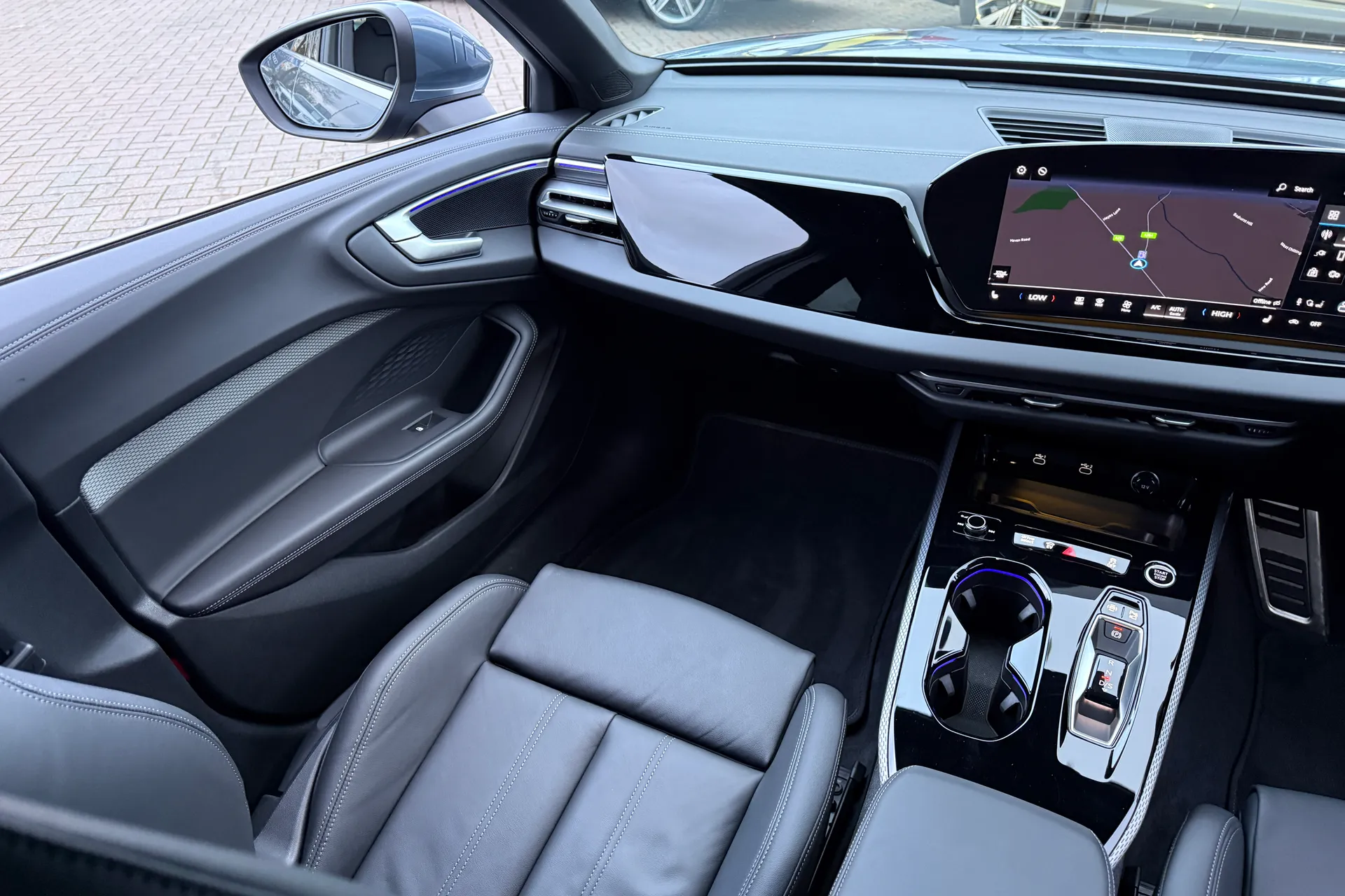 Audi A5 thumbnail image number 34