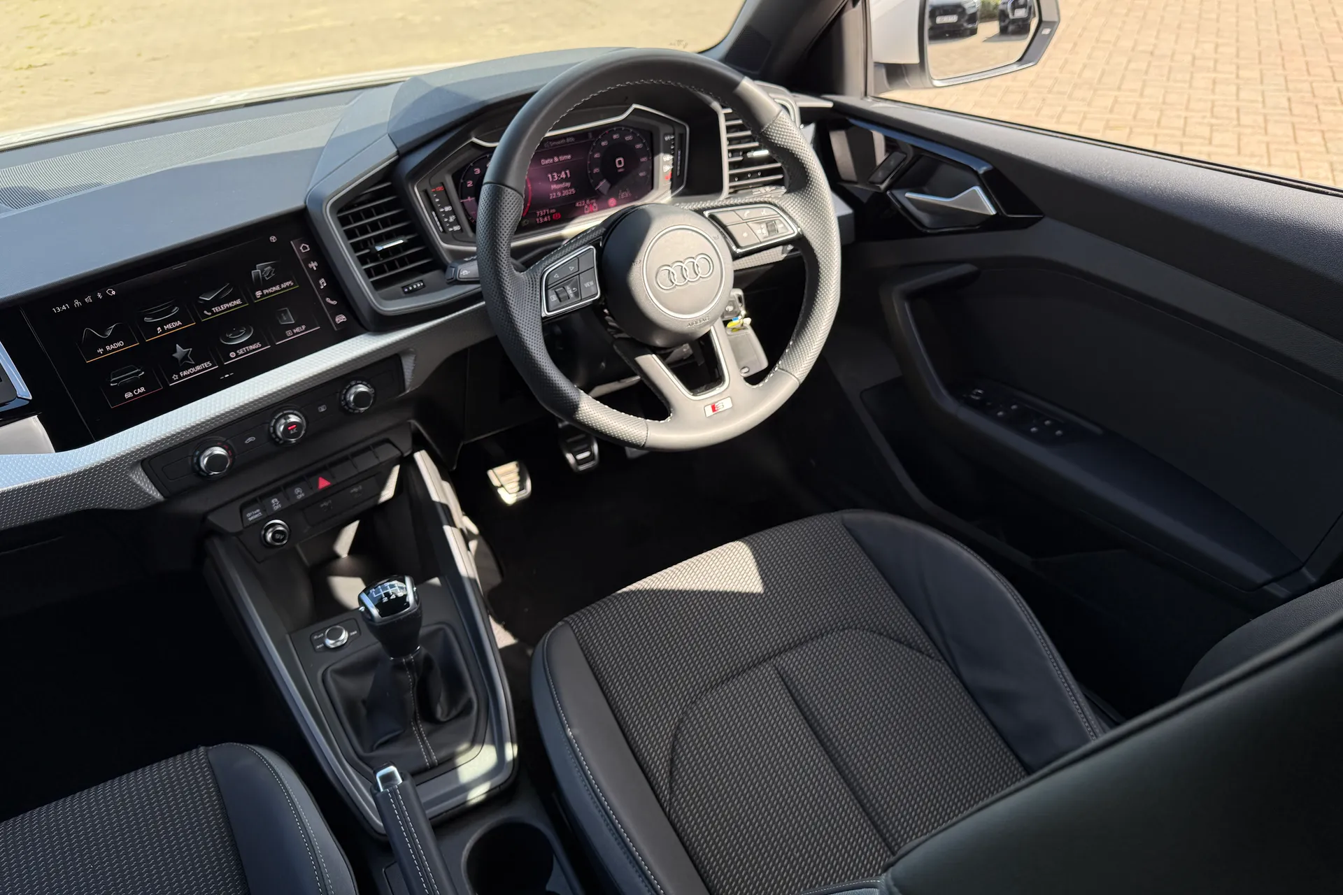 Audi A1 thumbnail image number 36