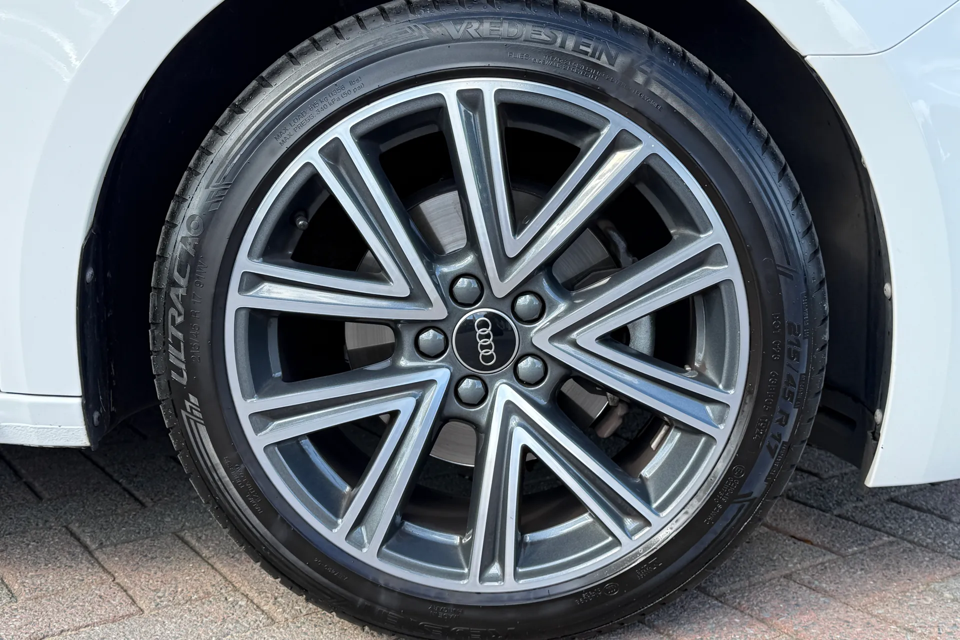 Audi A1 thumbnail image number 40